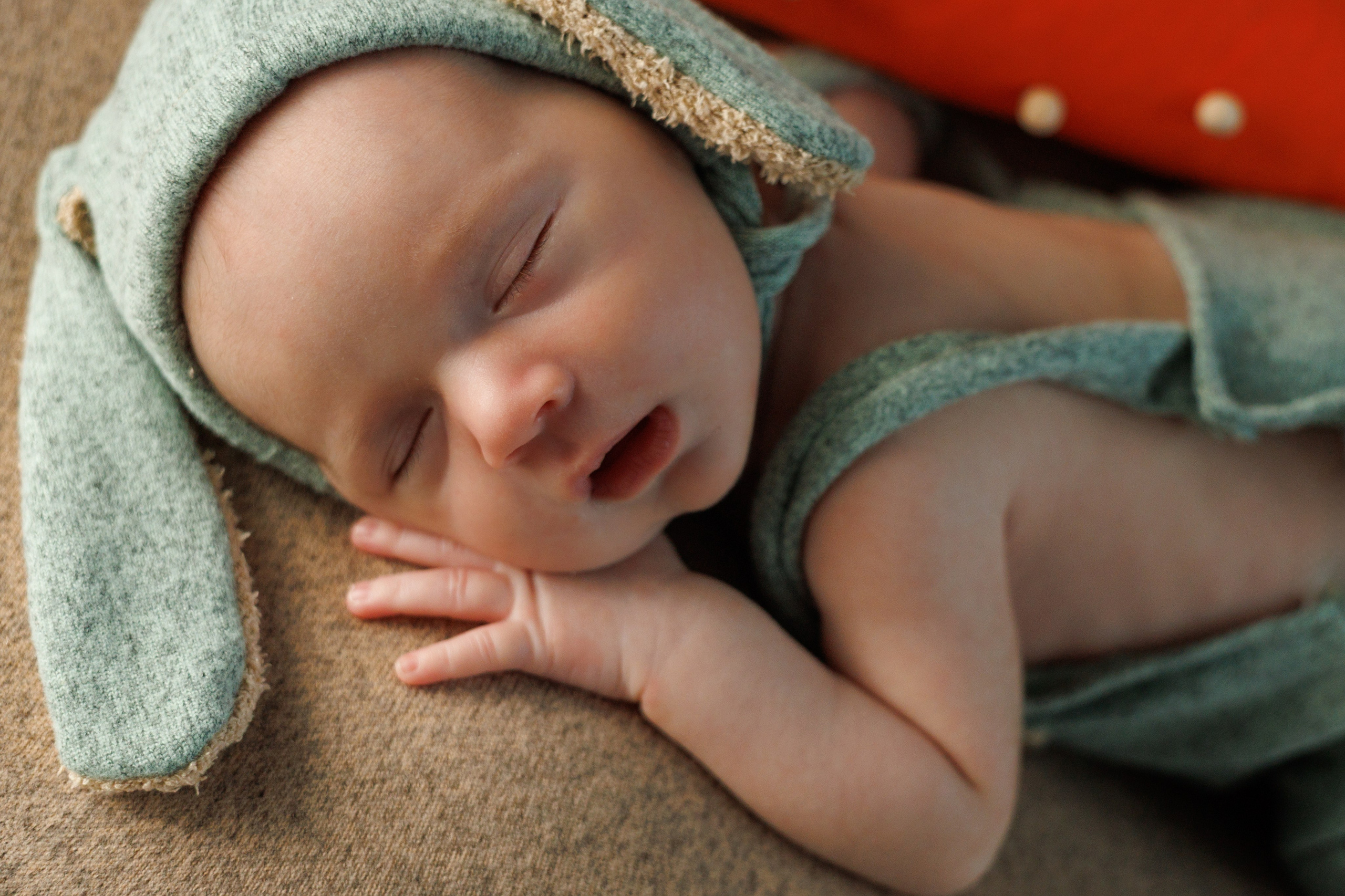 новорожденный ребенок портрет 