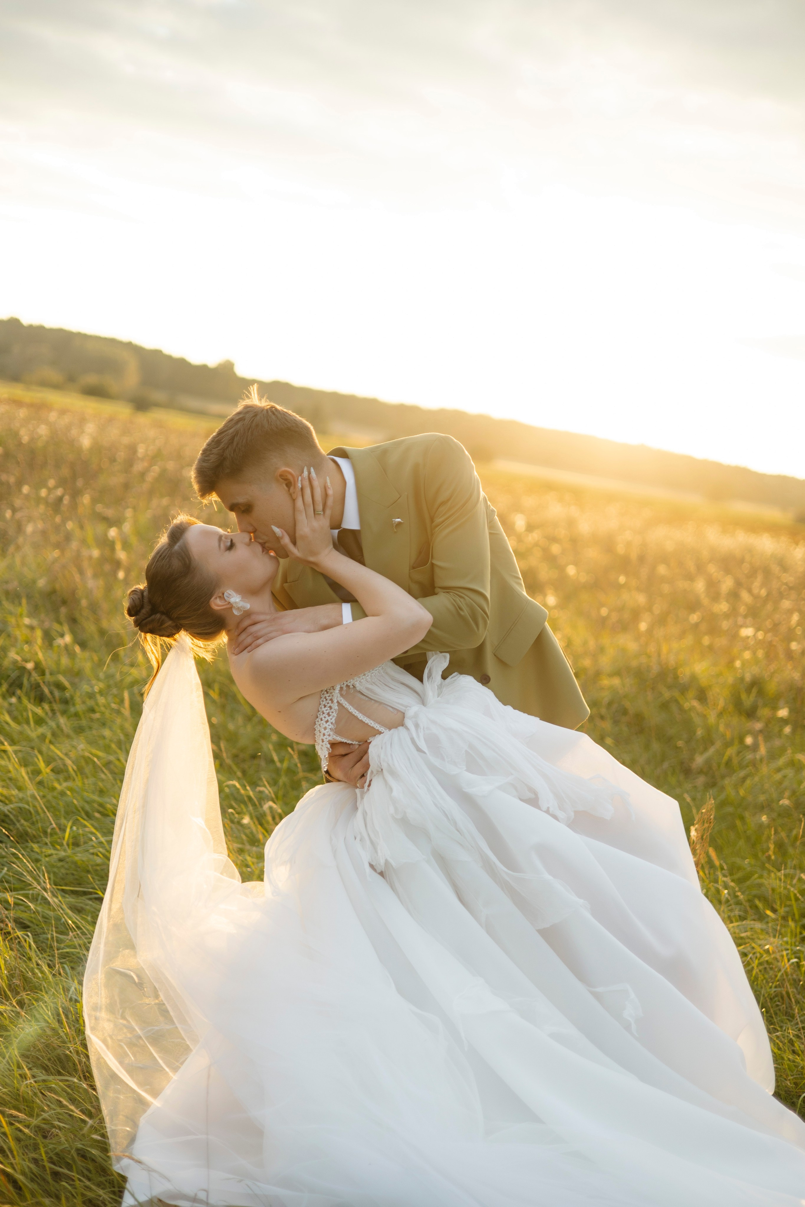 Артём и Вероника pine river. Nikolpinhasova