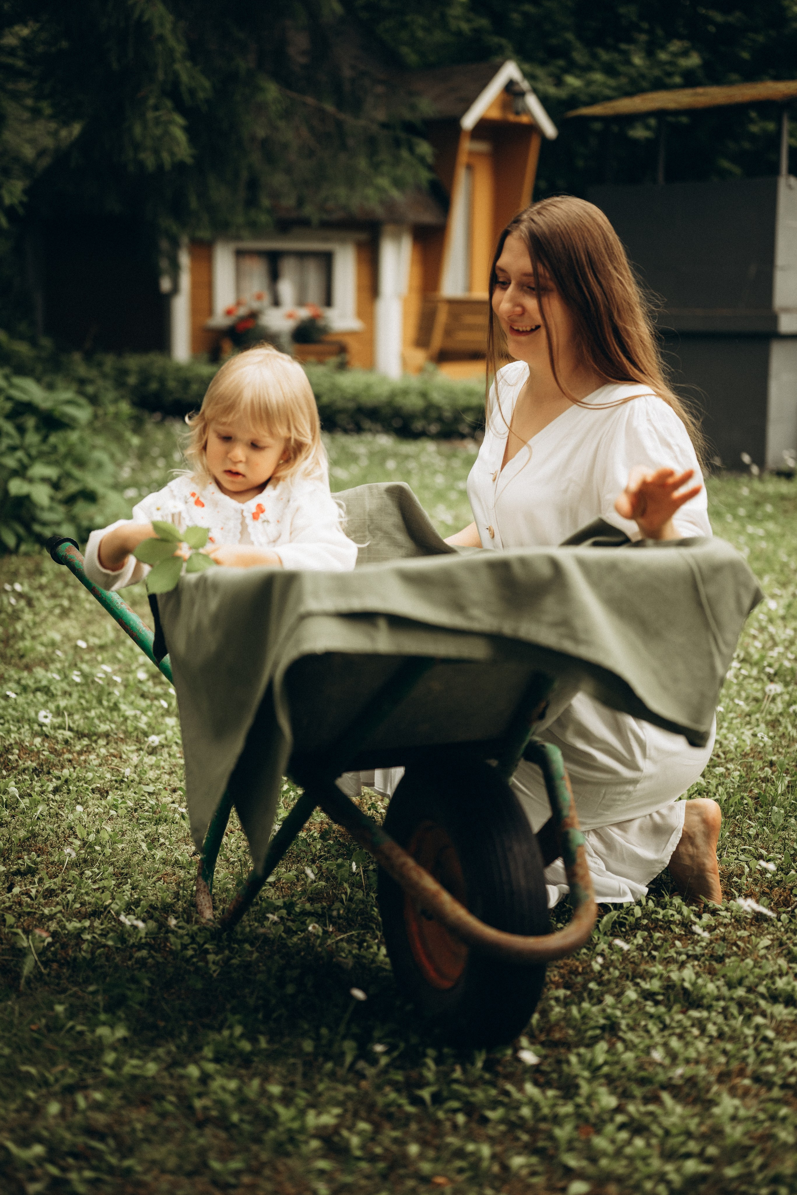 Ангелина и Есения. Семейный фотограф в Москве Дарья Пузикова