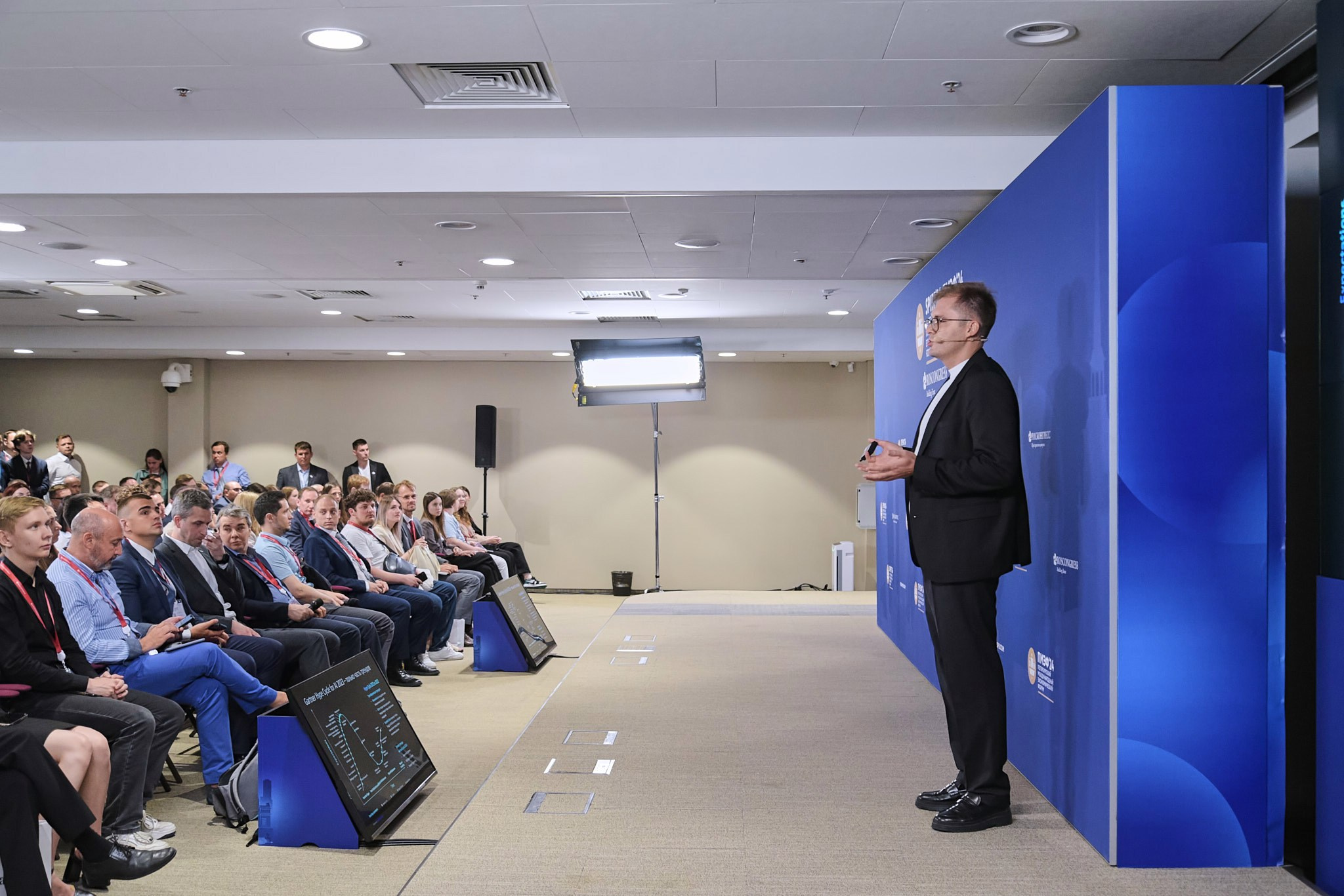 ПМЭФ-2024. Иван Ступа, репортажный фотограф в Санкт-Петербурге и Ленинградской области