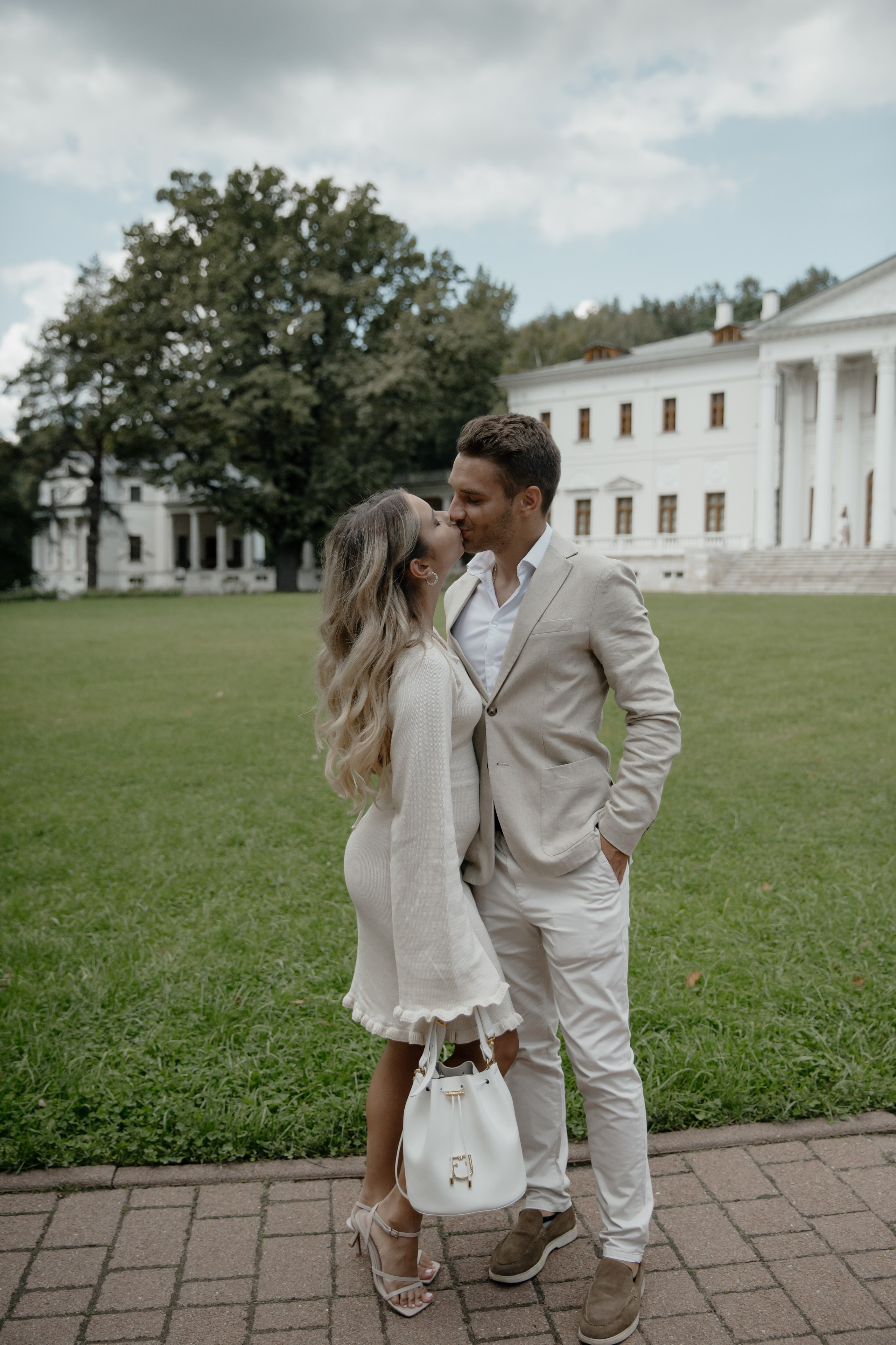 25.08.2024. RETOUCH-HOUSE