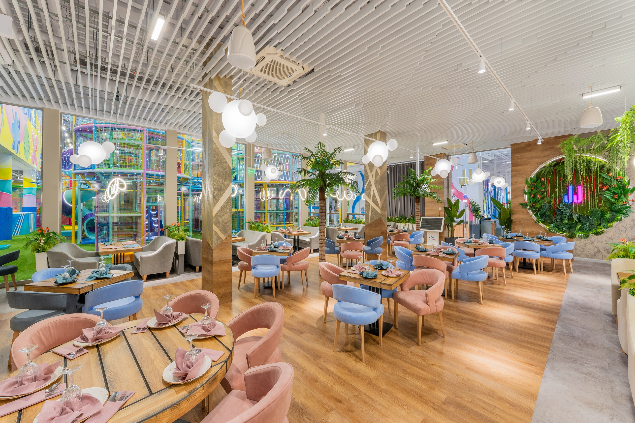 Парк развлечений Joki Joya Лефортово. Интерьерный фотограф Александра Солдатова