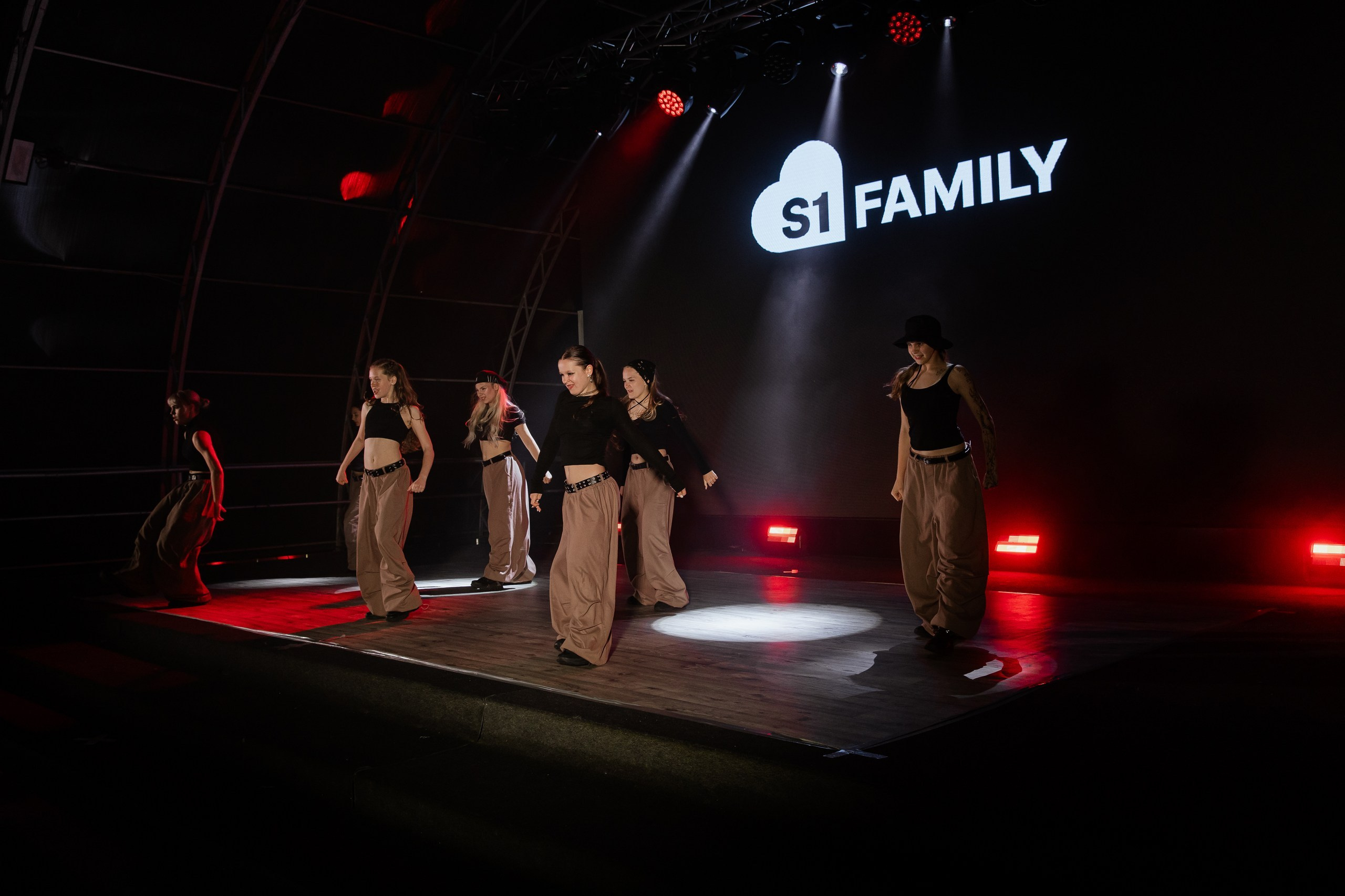 Танцы. Фотограф Николай Петрушкин | Ставрополь, Москва