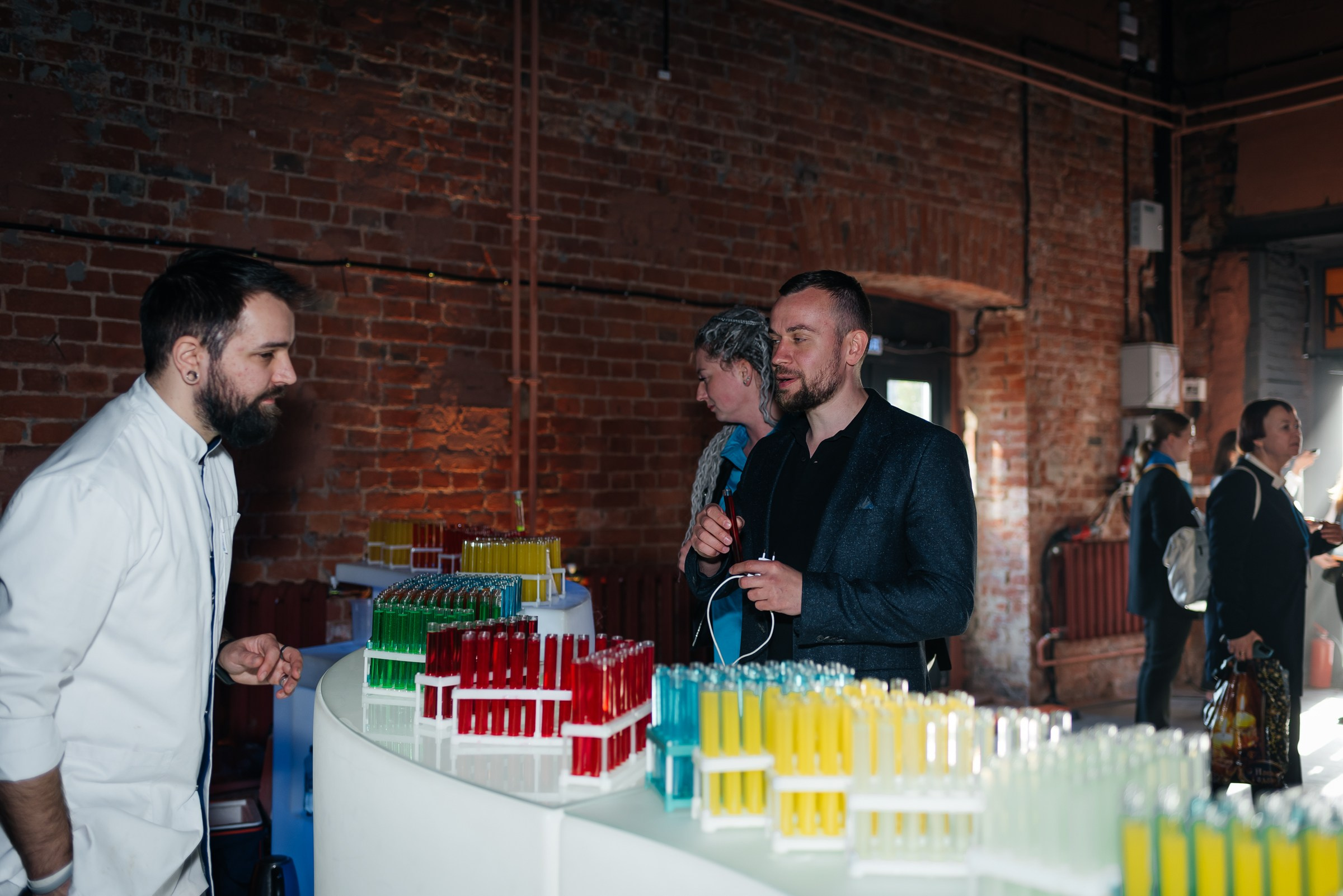 Репортажная фотосъёмка в Брусницын Холле. Свадебный фотограф в Санкт-Петербурге Венера Ахметова