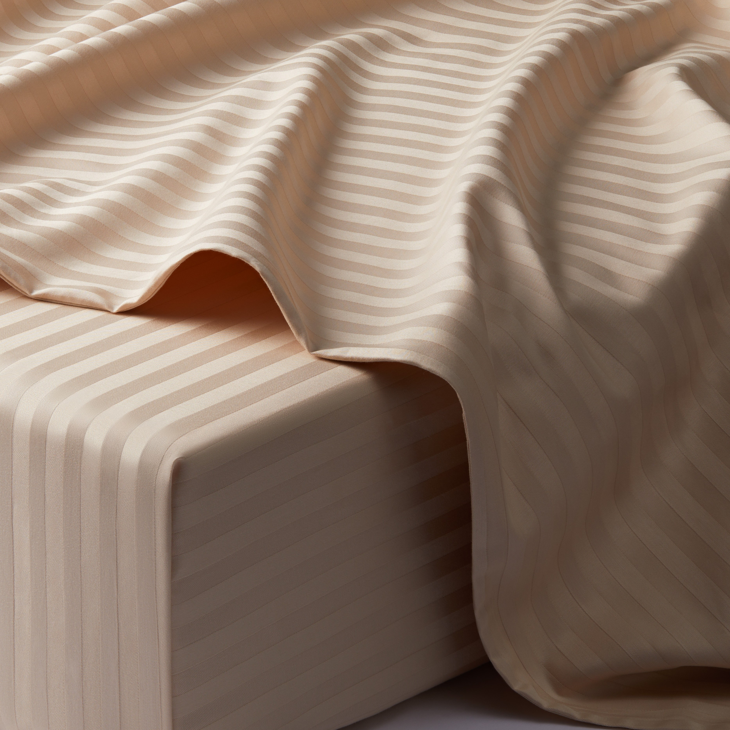 Постельное белье Pragma (страйп). Олег Дмитриев