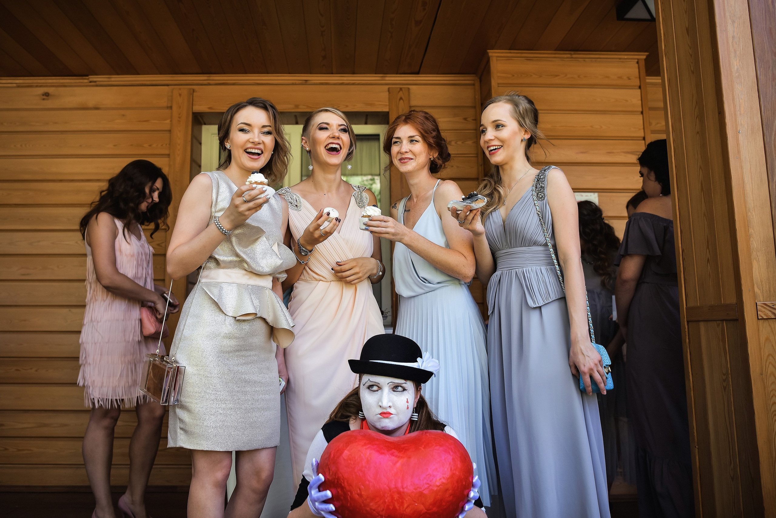 💐 Радик и Яна — душевная загородная свадьба в Villatic | Теплые фото под Красноярском. 📸 Свадебный и семейный фотограф в Красноярске Тихомиров Евгений | 17 лет опыта | 800+ свадеб