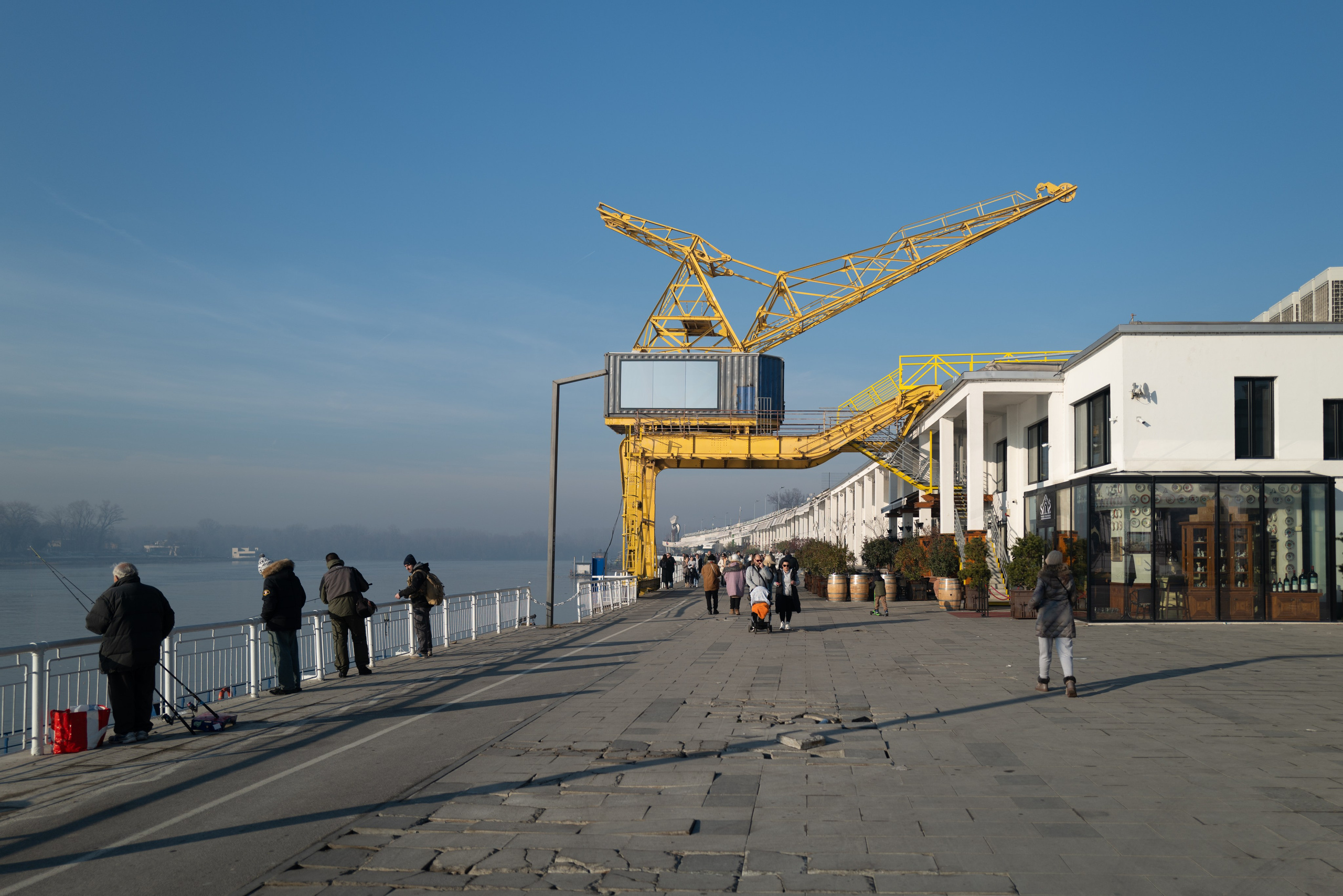 Street. Если ты на Земле — звони