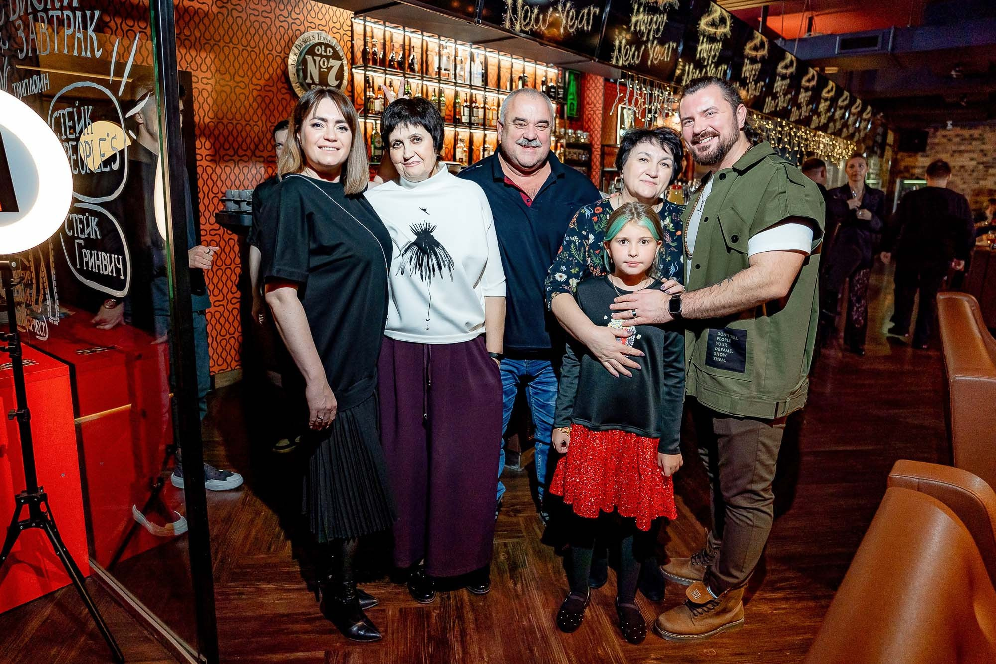 Новый год 2024 в Peoples. Сергей Кошкин. Репортажная и ивент-фотография в Сургуте