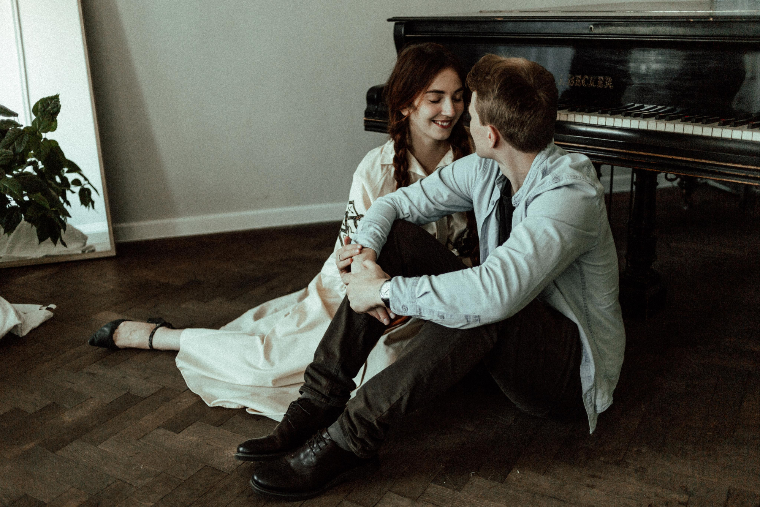 Одни в комнате. Фотограф в Санкт-Петербурге Вера Сивенкова