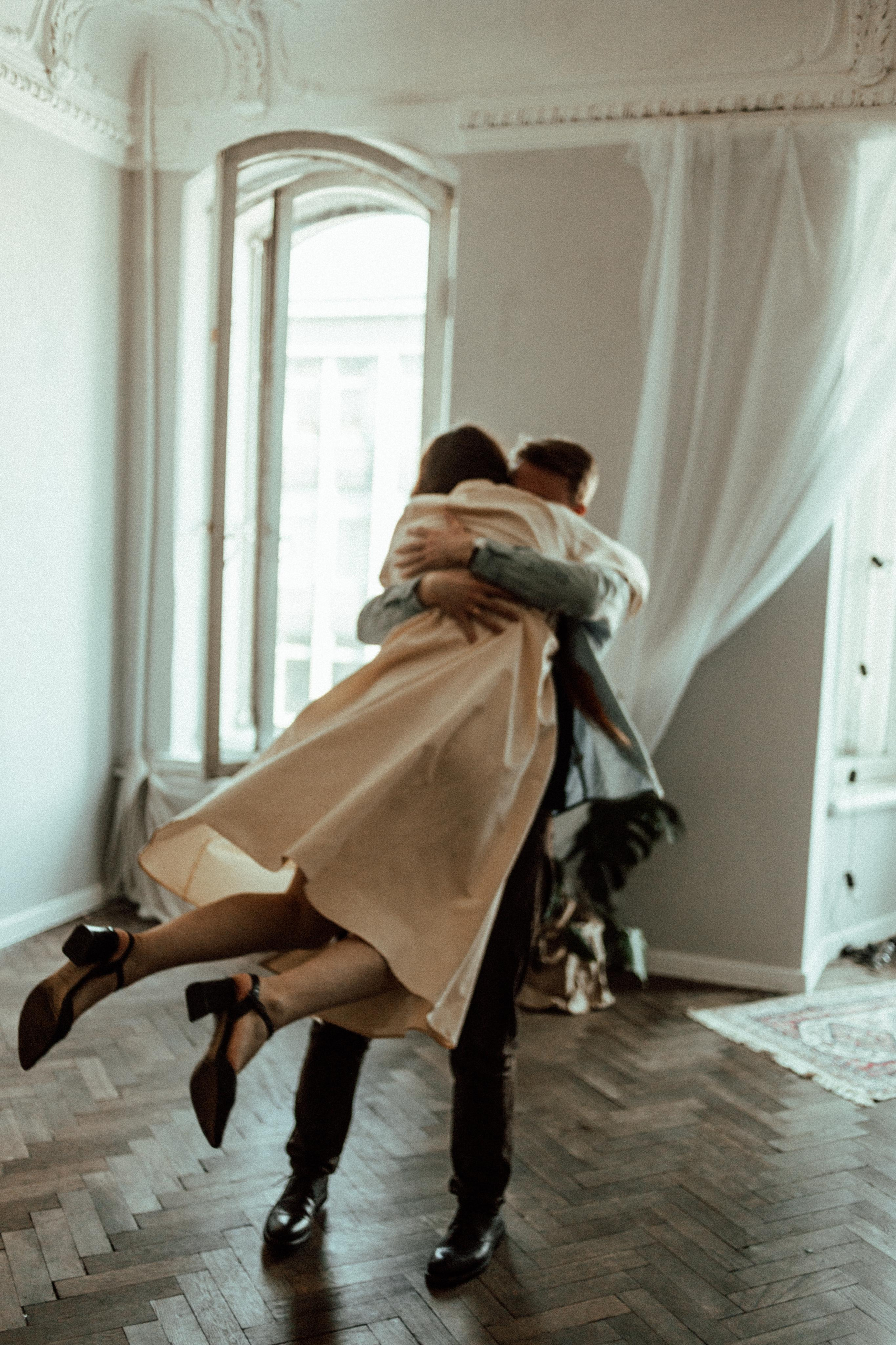 Одни в комнате. Фотограф в Санкт-Петербурге Вера Сивенкова