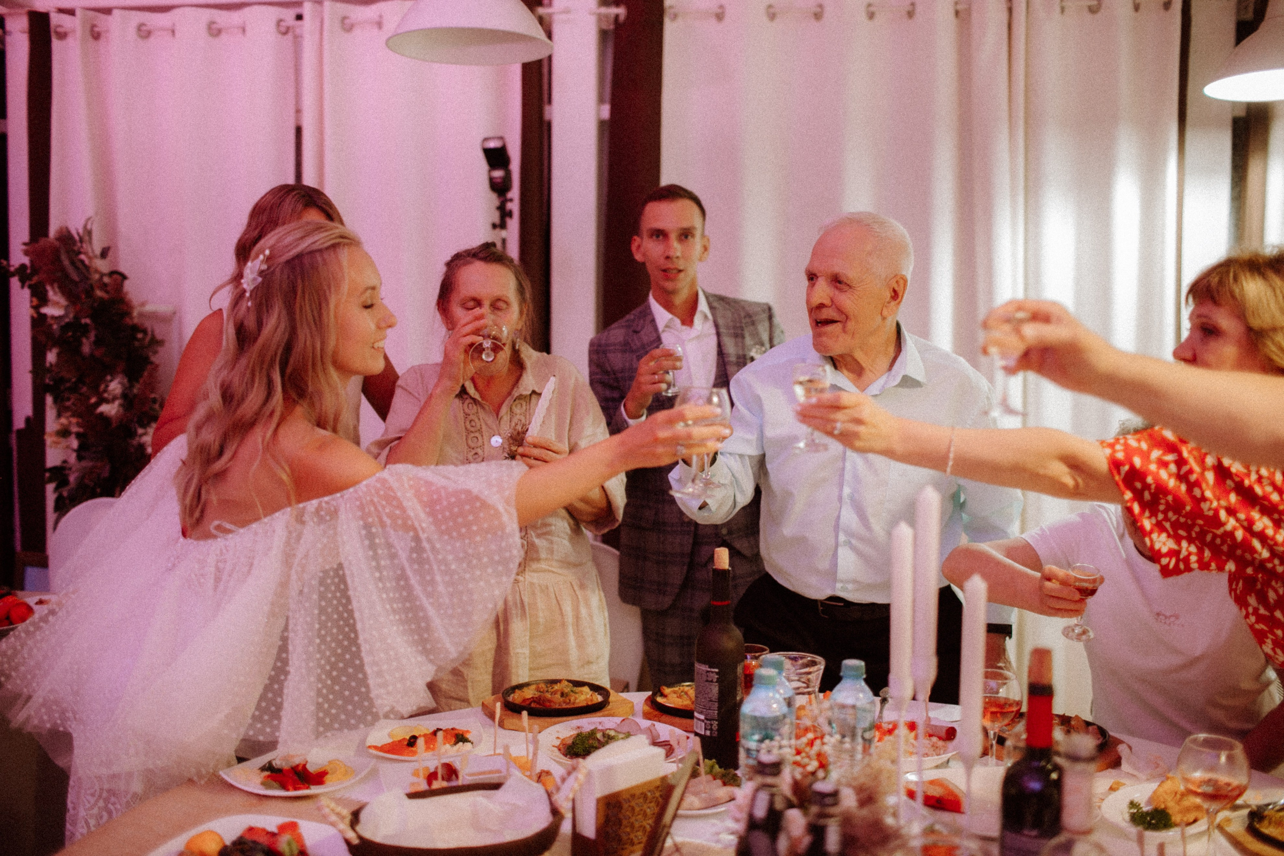 Август. Жара. Влюбленные. Свадебный и репортажный фотограф в Ярославле и Санкт-Петербурге Роман Микрюков