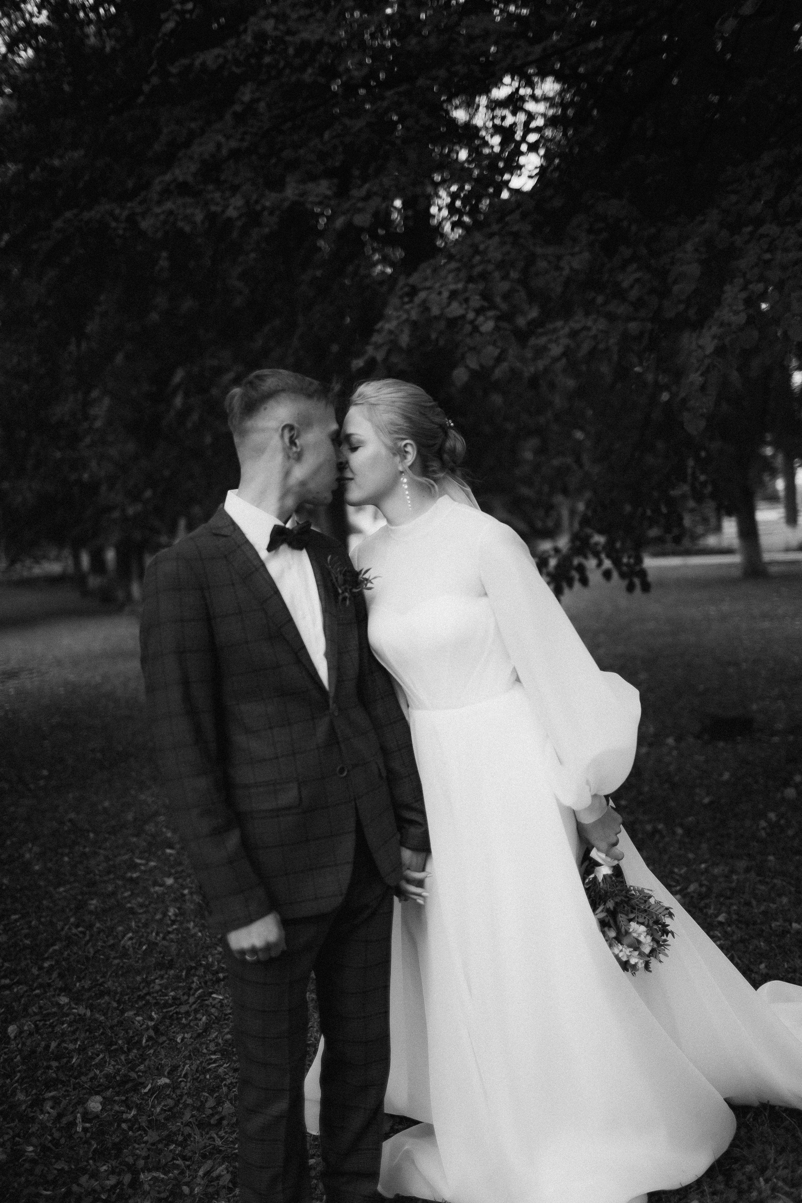 Свадебное портфолио фотографа. Свадебный и репортажный фотограф в Ярославле и Санкт-Петербурге Роман Микрюков