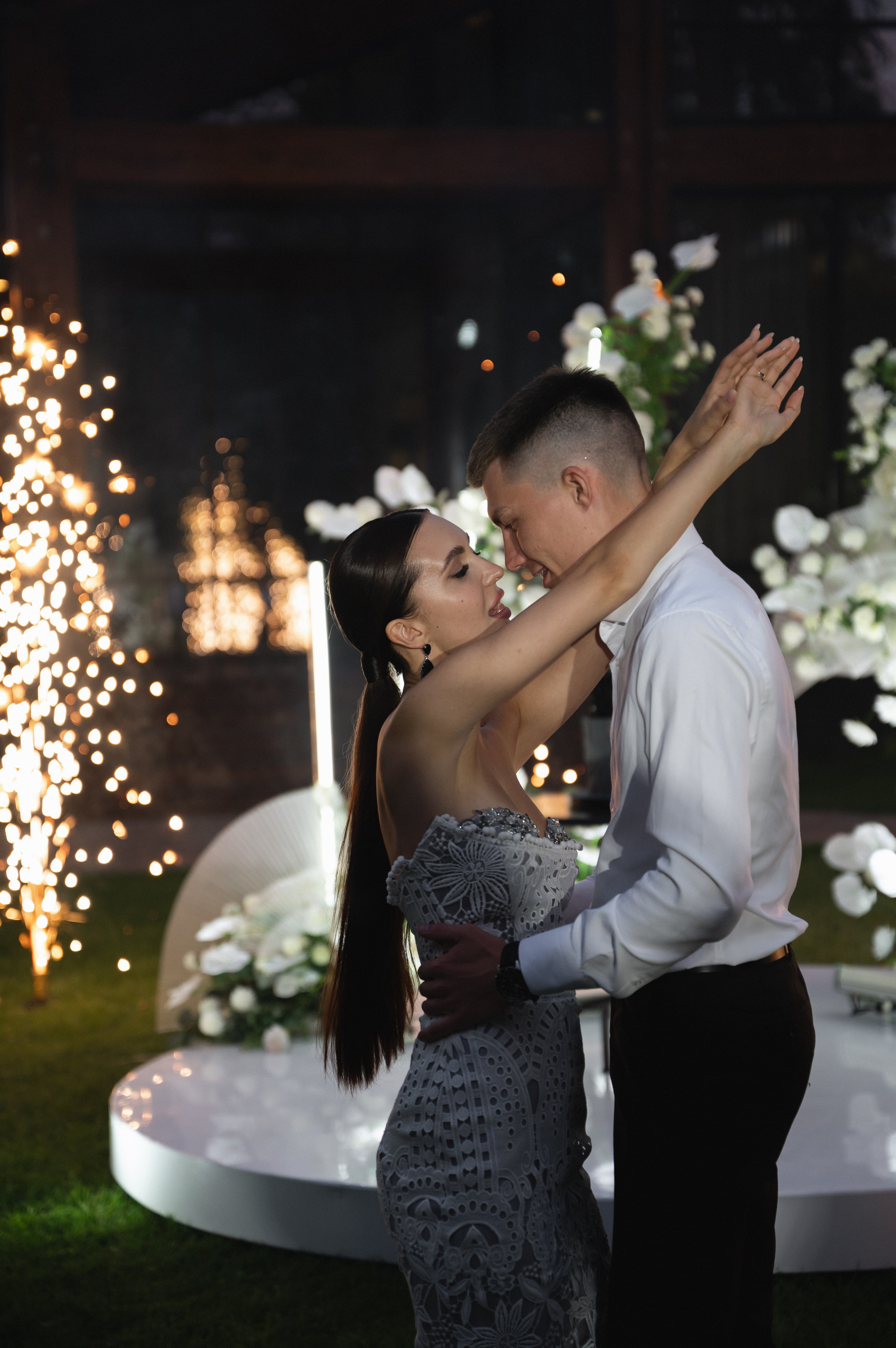 Артём и Софья, Lesnoy Village. Свадебный фотограф Наталья Доронина