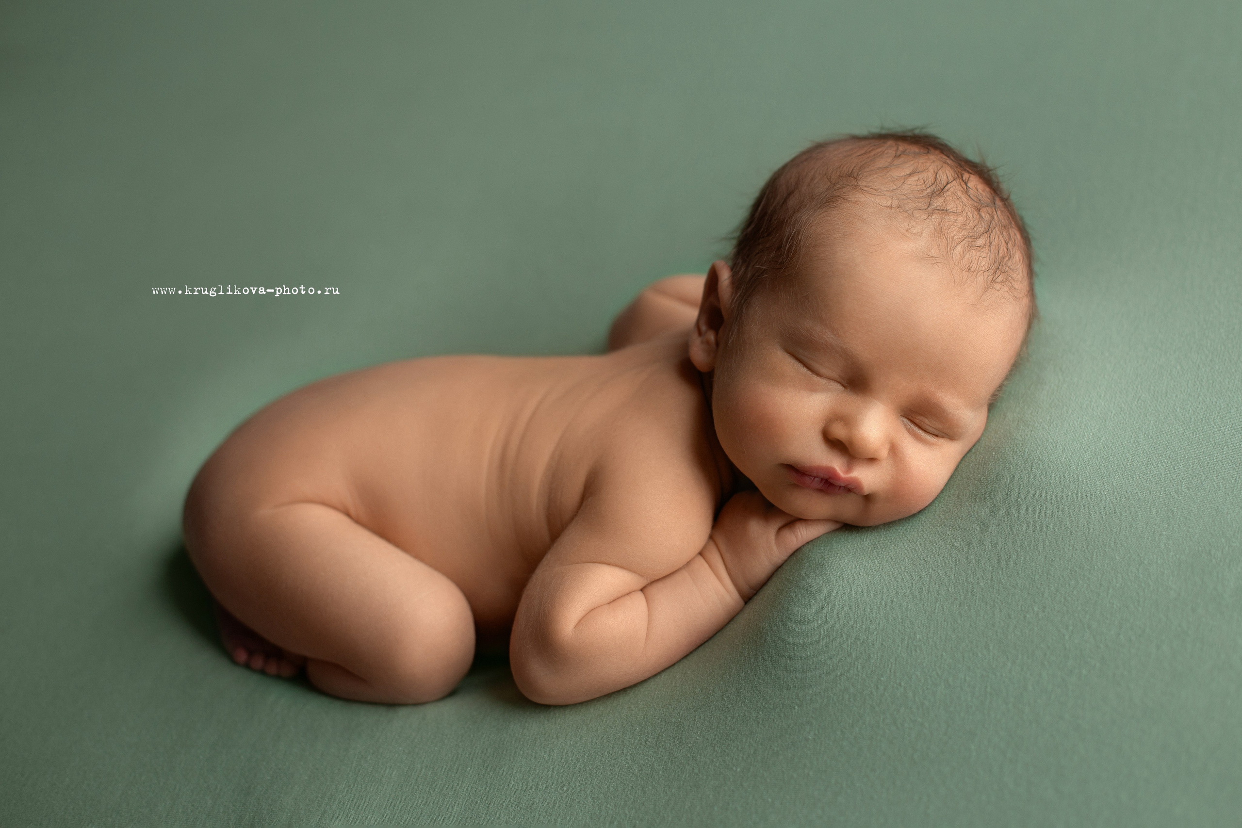 Фотосессия новорожденного в Сергиевом Посаде