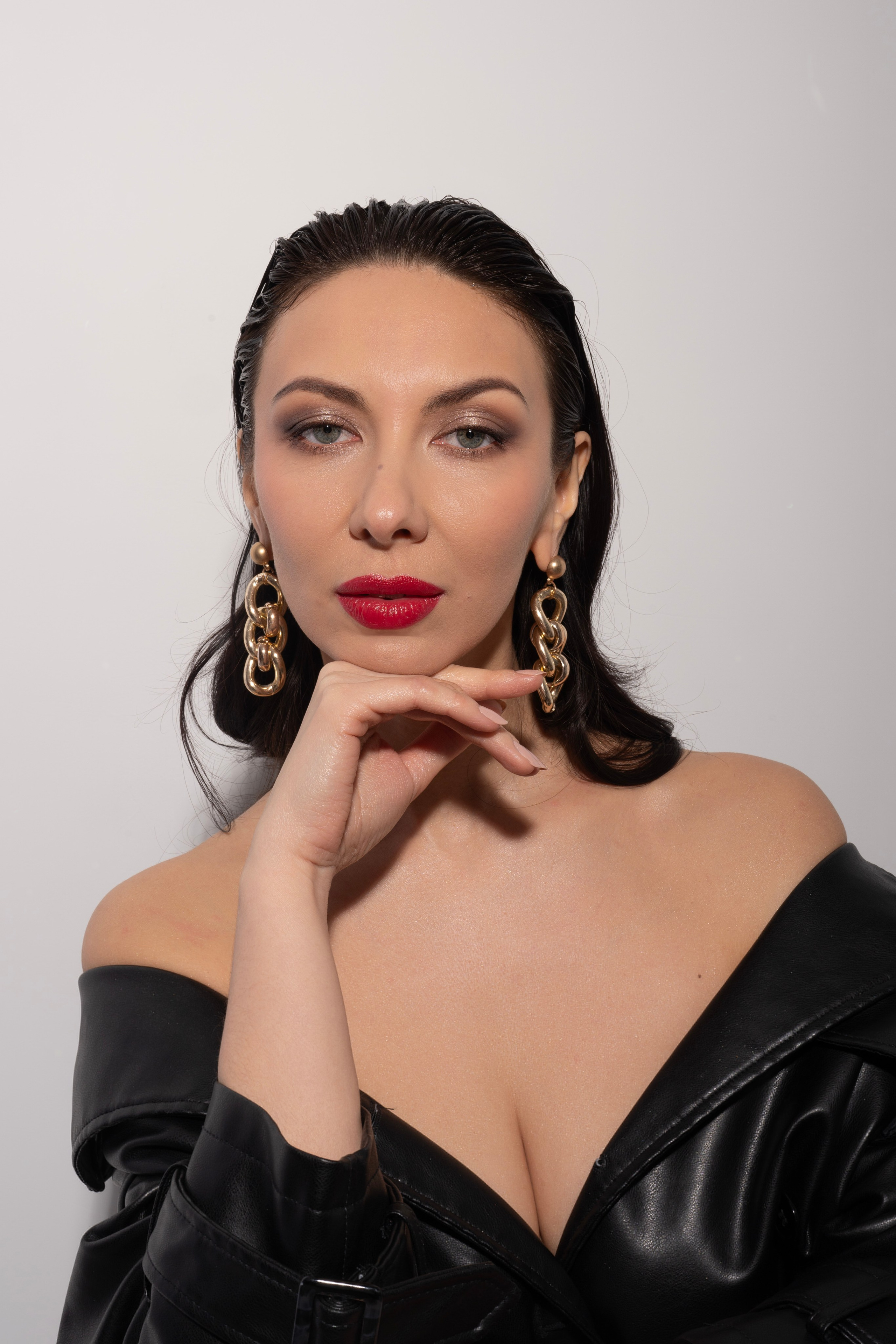 ЖЕНСКИЙ ПОРТРЕТ. Фотосессии в Москве и Калининграде