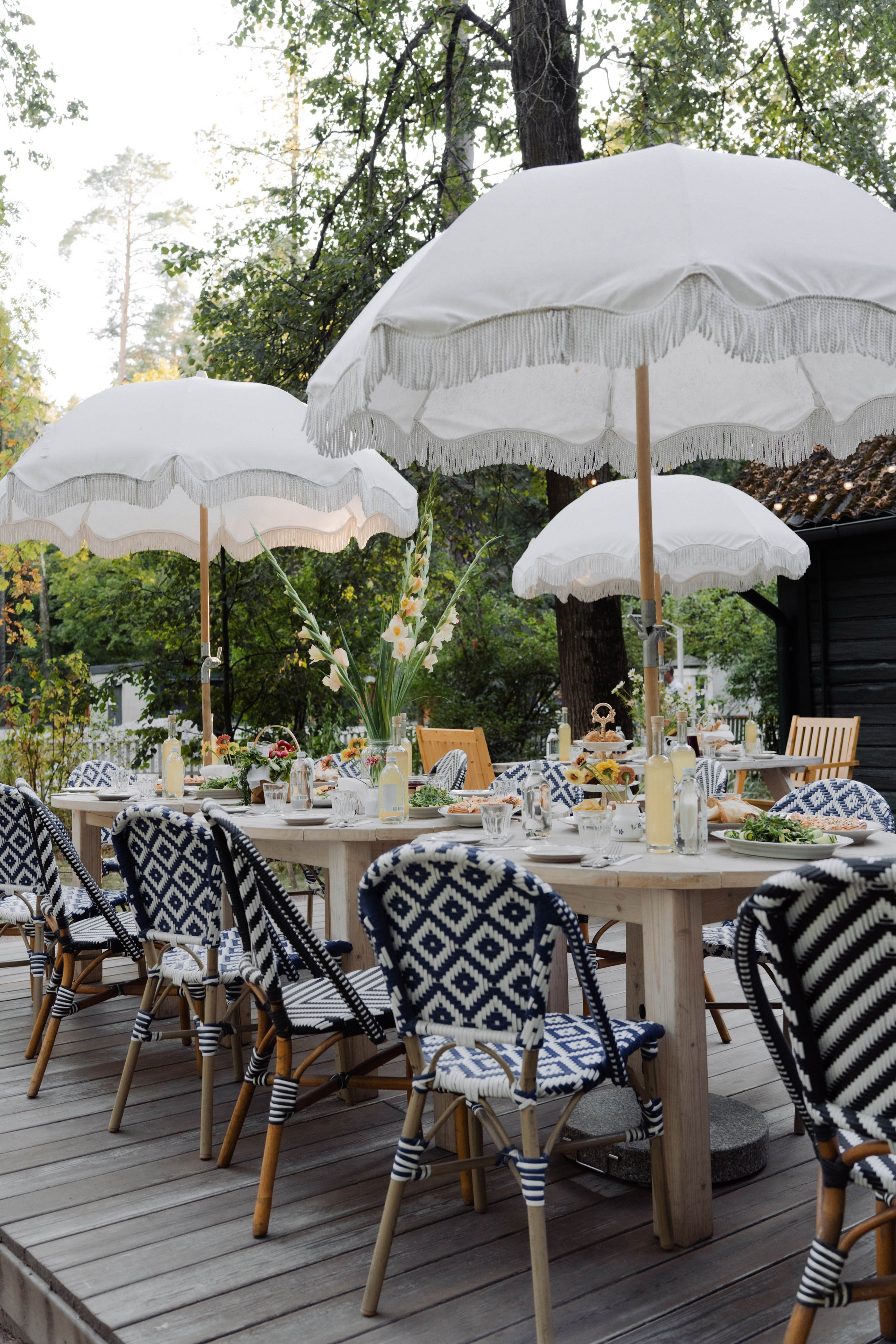 Встреча в «Робине» Переделкино. ФОТОГРАФ КСЕНИЯ СОСНОВСКАЯ