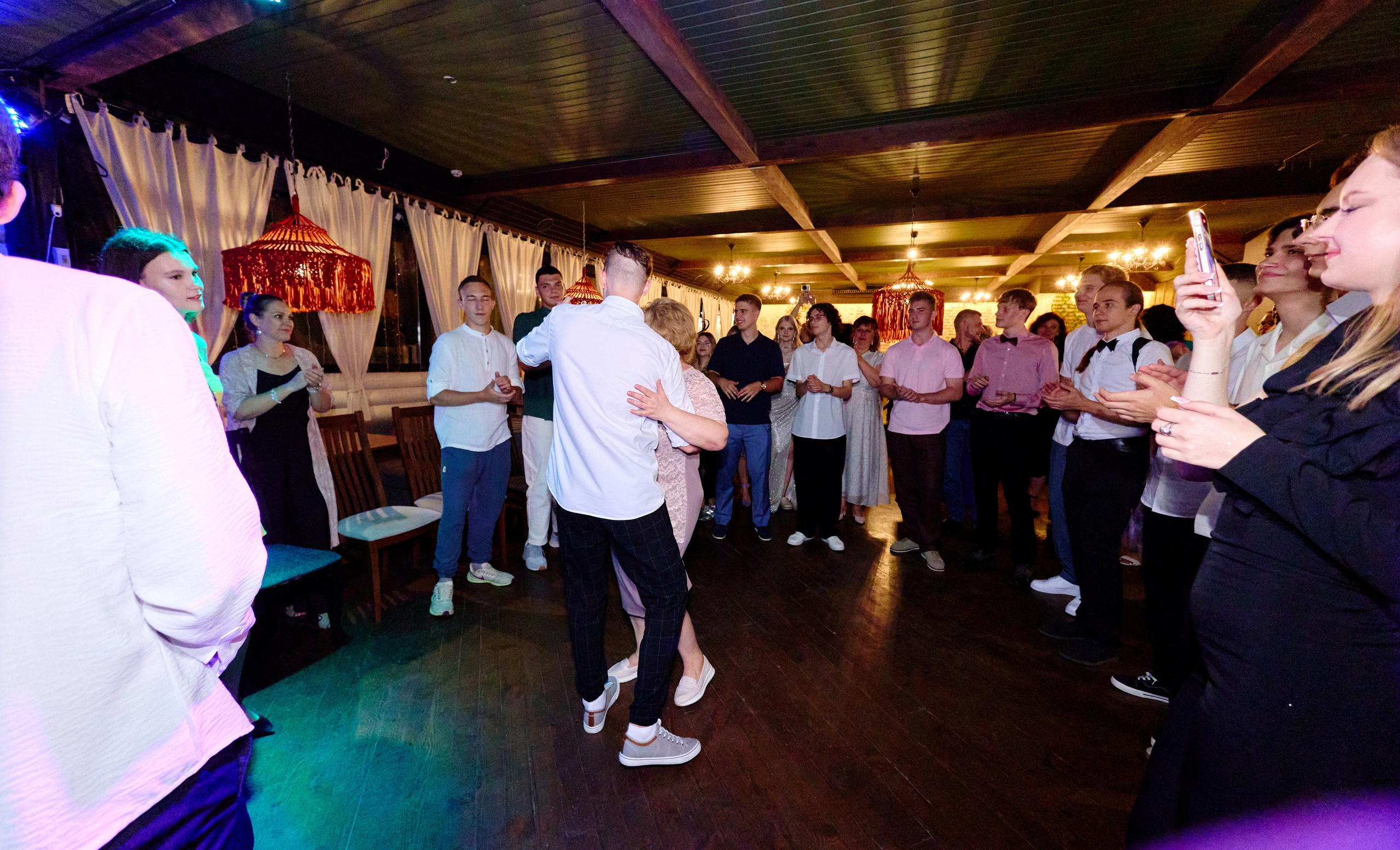 Выпускной 35 Сош. Фотограф Выпускные альбомы Таганрог Сергей Коробченко