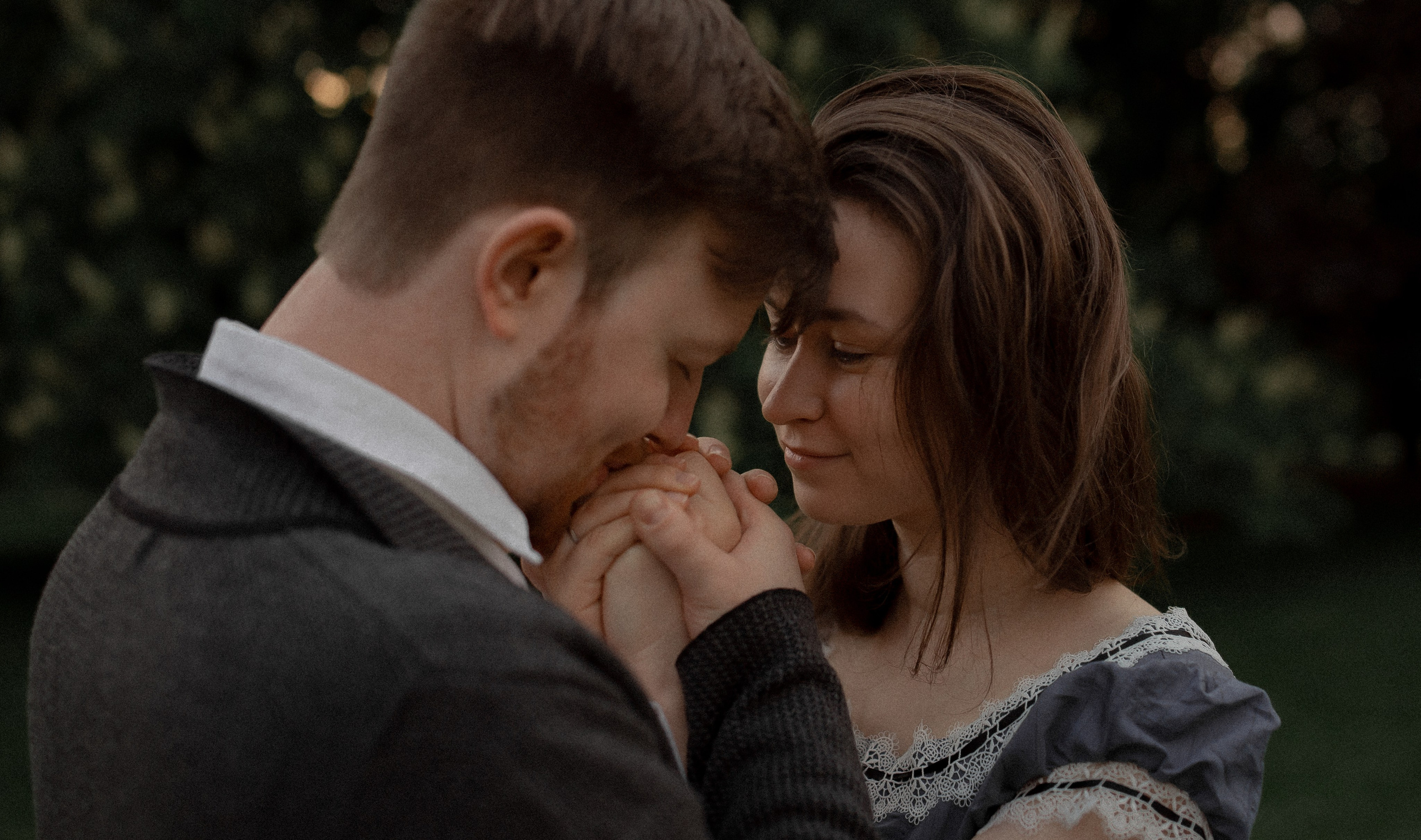 «Пусть нам кружит голову месяц май». Твой проводник в мир ушедших эпох, романтики и женственности