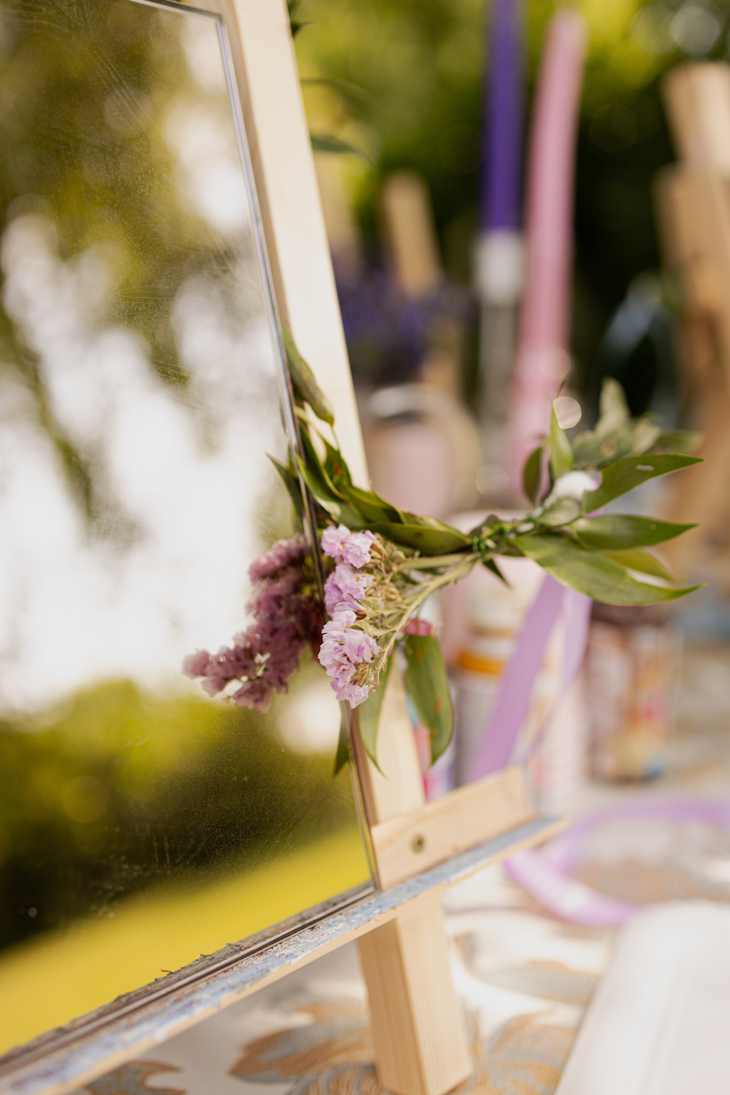 Мк Сирень на зеркале (девичник в парке). Анастасия Ракчеева Художник