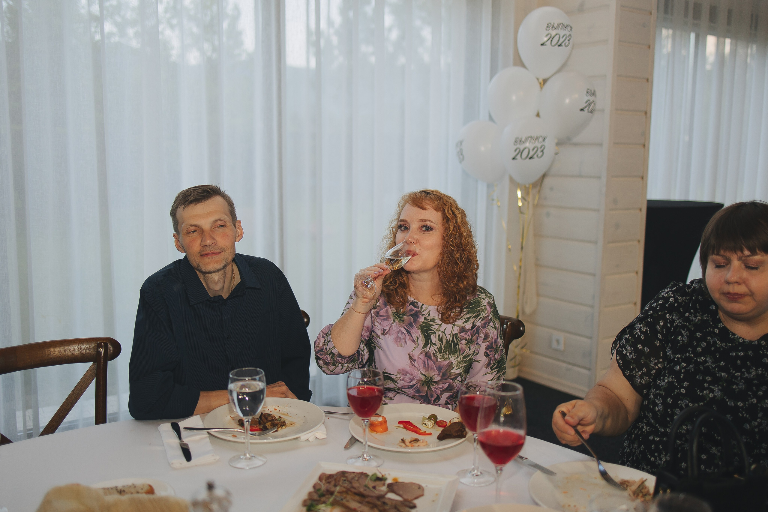 Выпускной Сосны. Свадебный и женский фотограф