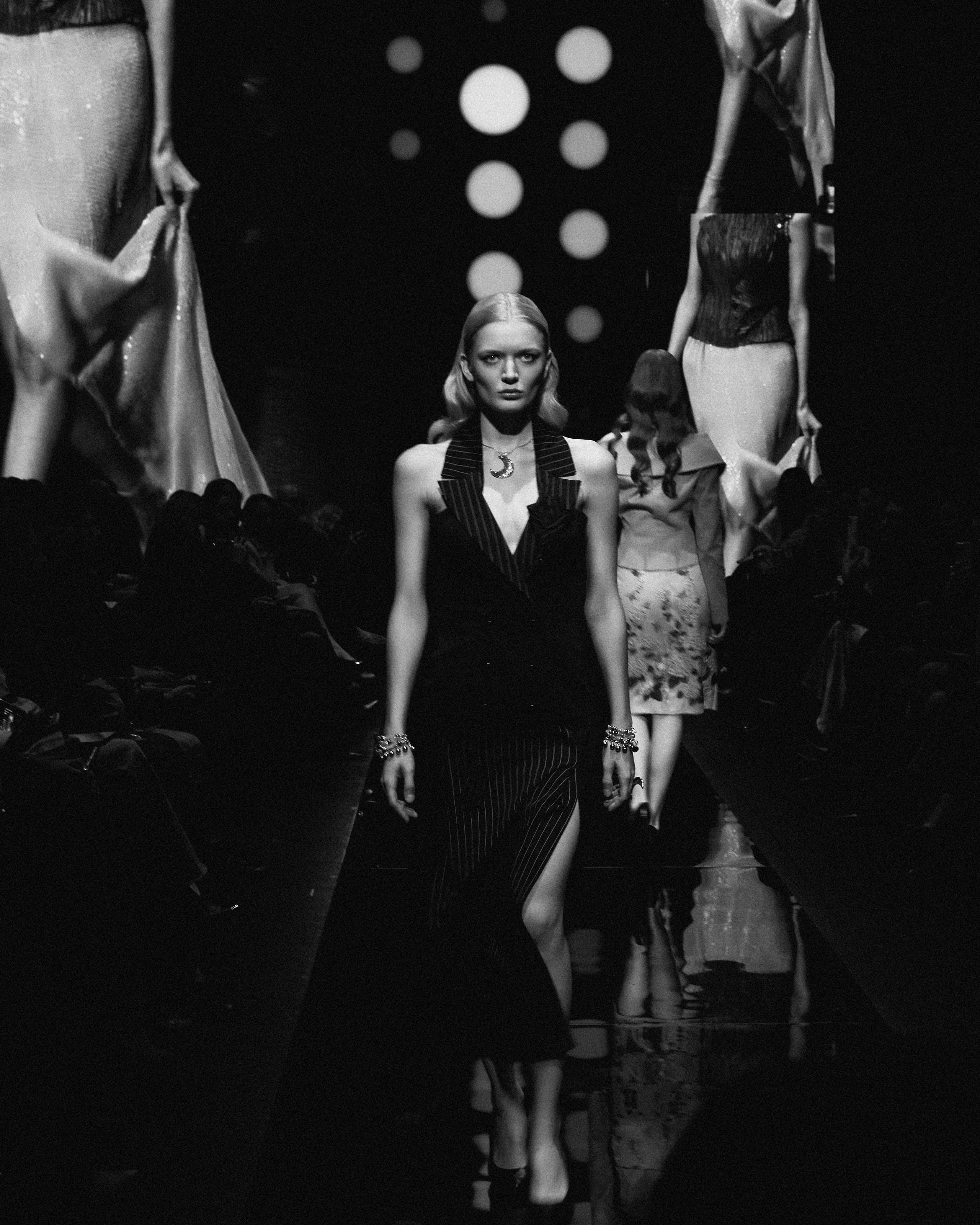 ST. PETERSBURG FASHION WEEK'2025. VERONIKA TIKHOMIROVA | PHOTOGRAPHER