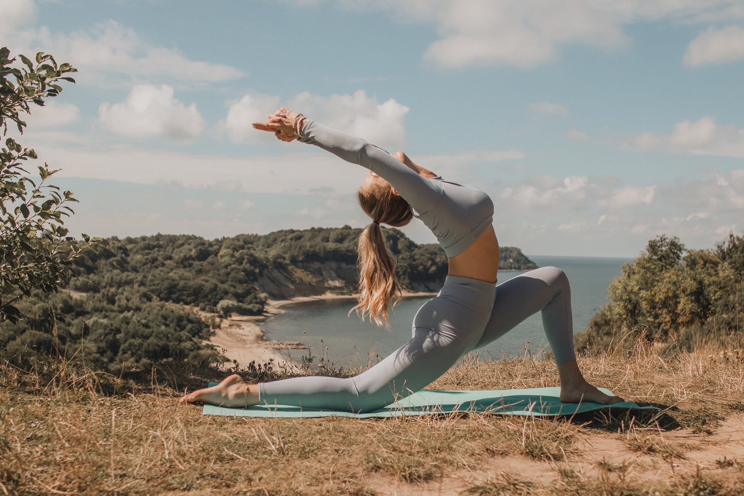 Yoga instructor. Женский и семейный фотограф в Калининграде Надежда Подлипинская