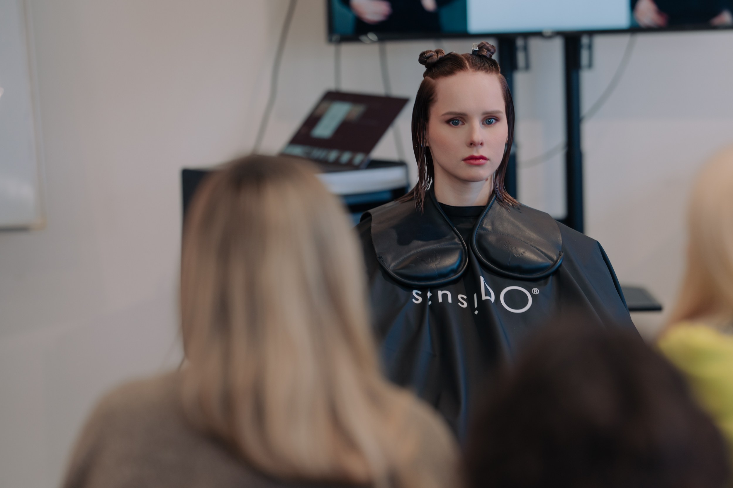 Мастер класс по стрижкам от Олега Курникова. Портретный и репортажный фотограф в Санкт-Петербурге Максим Пашков