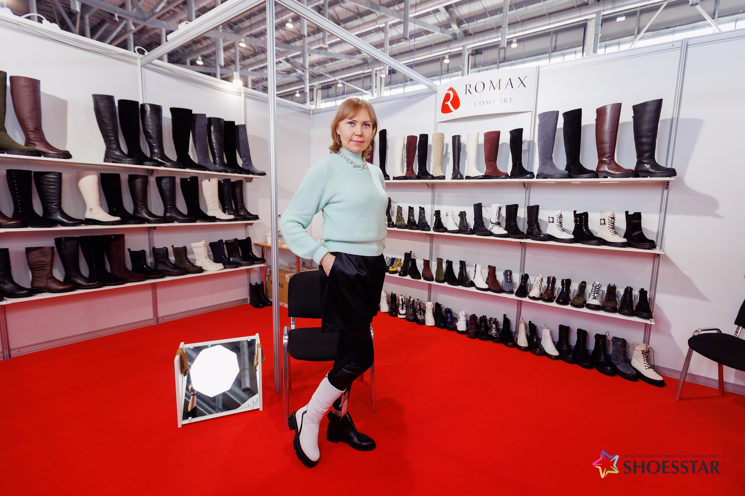 Фотограф на выставку. Контент для бизнеса в Екатеринбурге Полдень Медиа