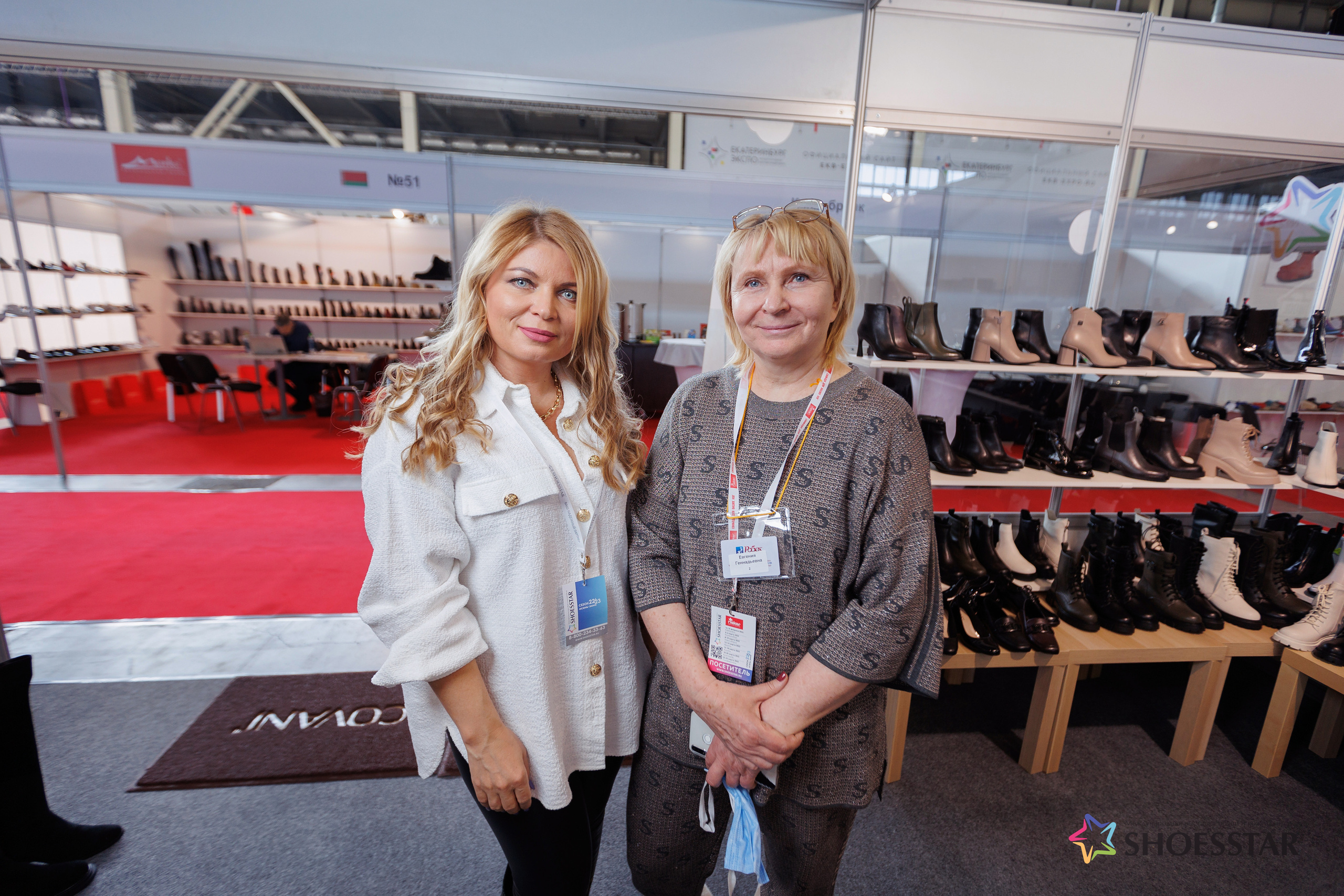 Фотограф на выставку. Контент для бизнеса в Екатеринбурге Полдень Медиа