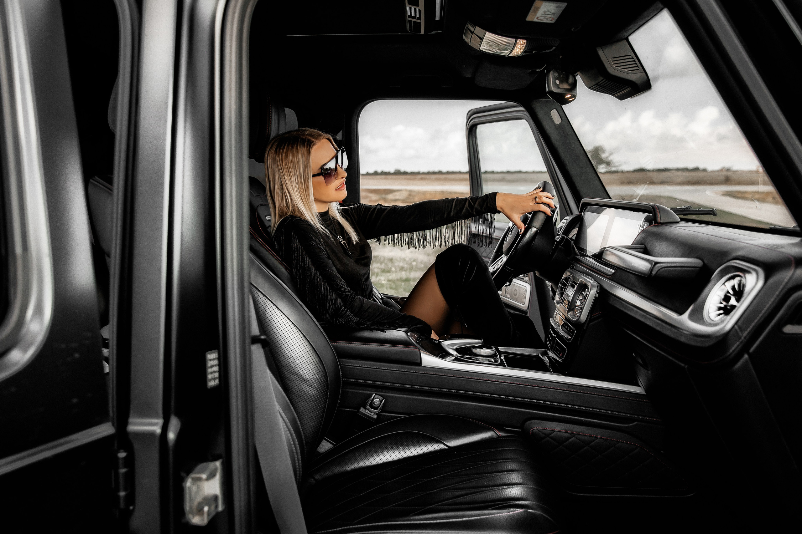 TATIANA Gelendevagen photo shoot…. Свадебный фотограф в Евпатории и в Крыму, Love story, женский портрет