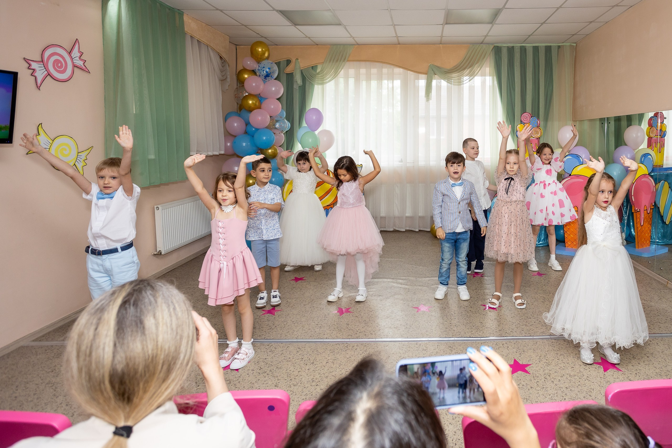 Выпускной Детский сад, 2 часа, 8000. Выпускные альбомы Майкоп, Краснодар Елена Золотарева