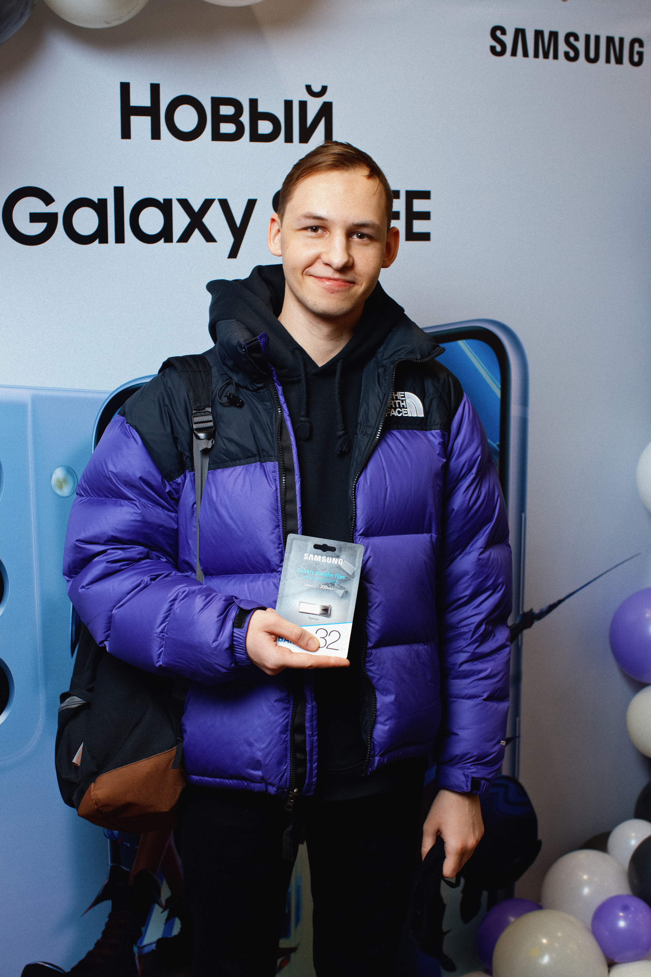 Galaxy S21 FE / ТРЦ Хорошо. Свадебный фотограф в Москве Никифоров-Гордеев Константин