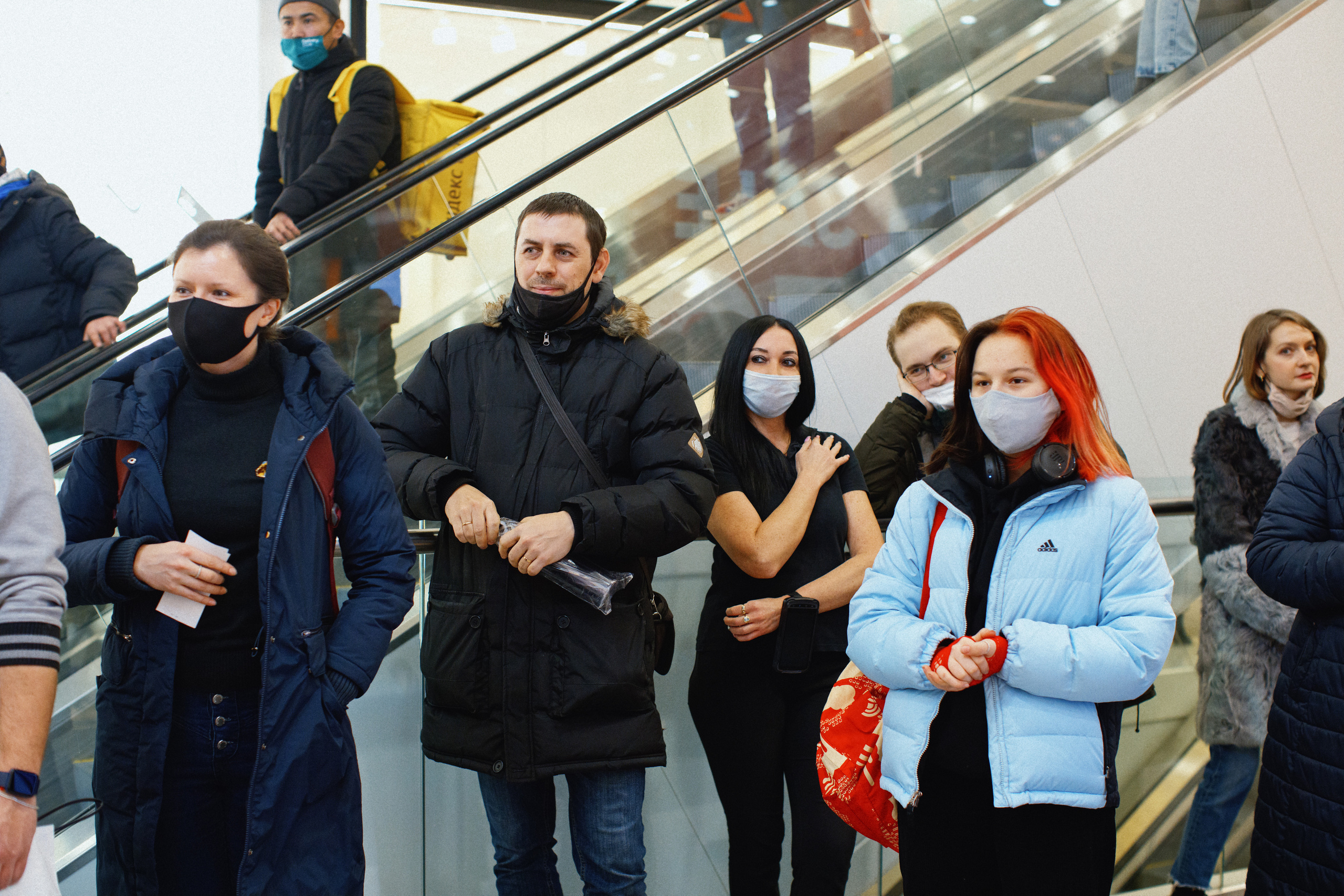 Galaxy S21 FE / ТРЦ Хорошо. Свадебный фотограф в Москве Никифоров-Гордеев Константин