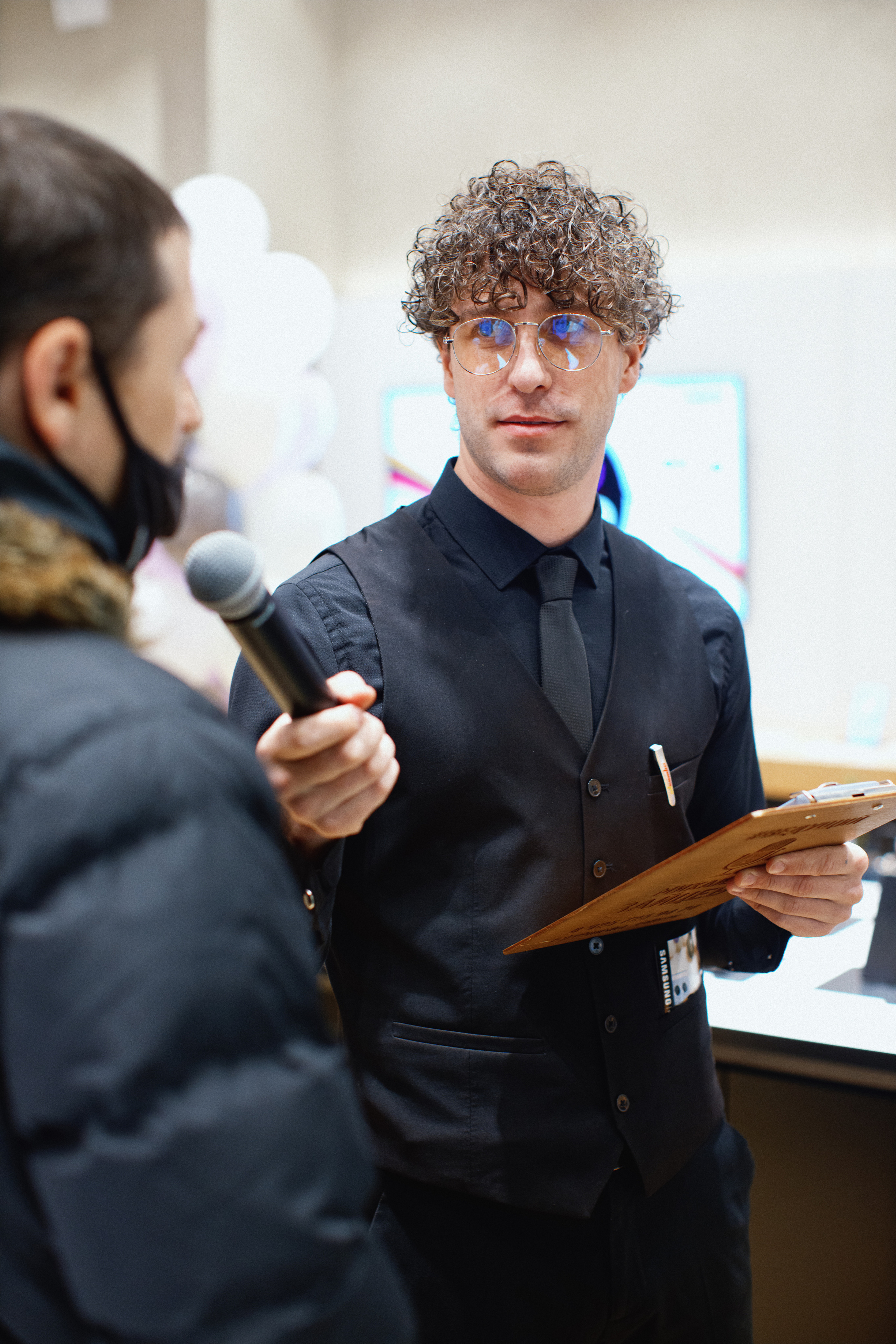 Galaxy S21 FE / ТРЦ Хорошо. Свадебный фотограф в Москве Никифоров-Гордеев Константин