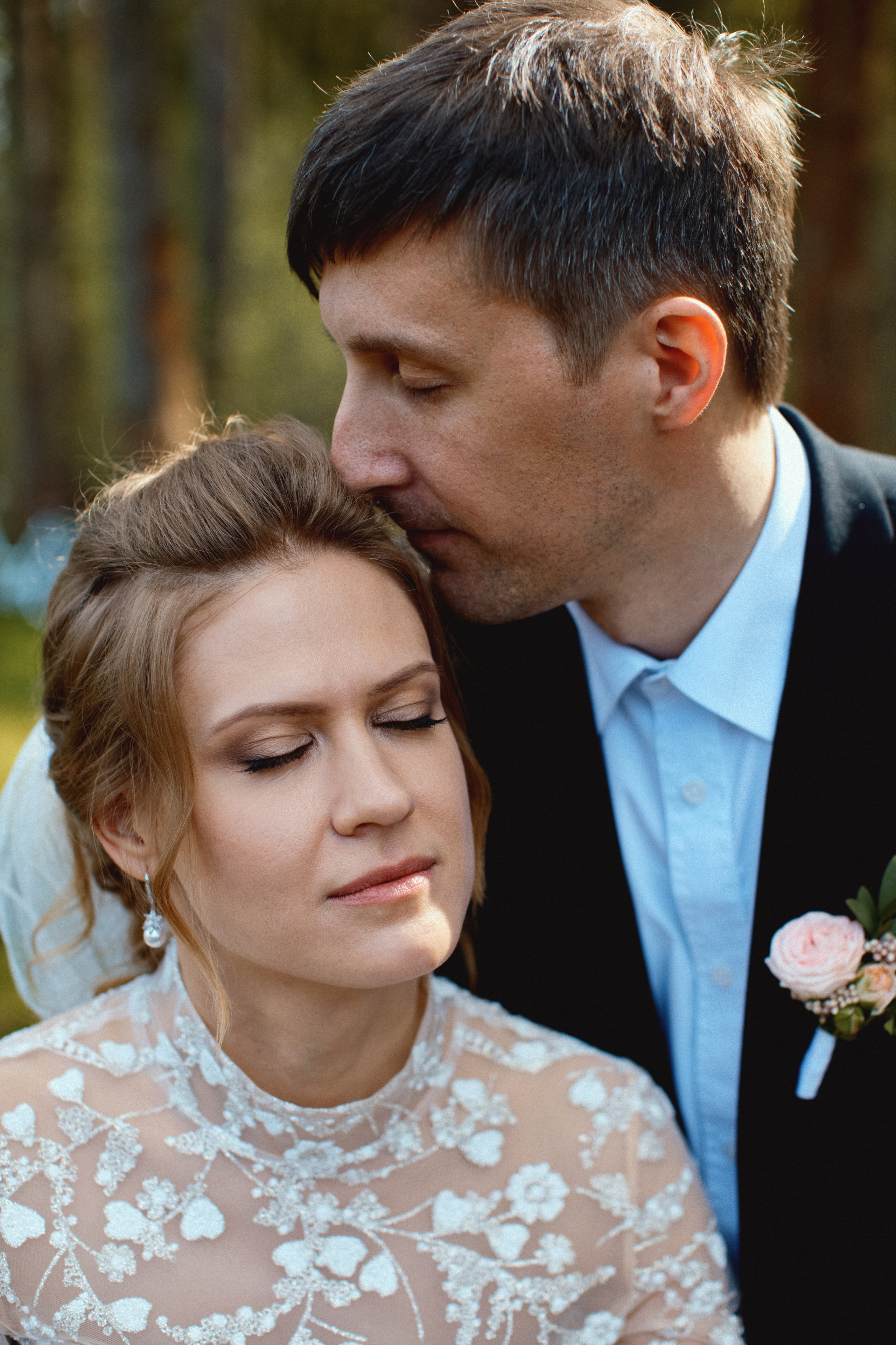 День свадьбы Олега и Аллы. Дом у леса. Свадебный фотограф в Москве Никифоров-Гордеев Константин