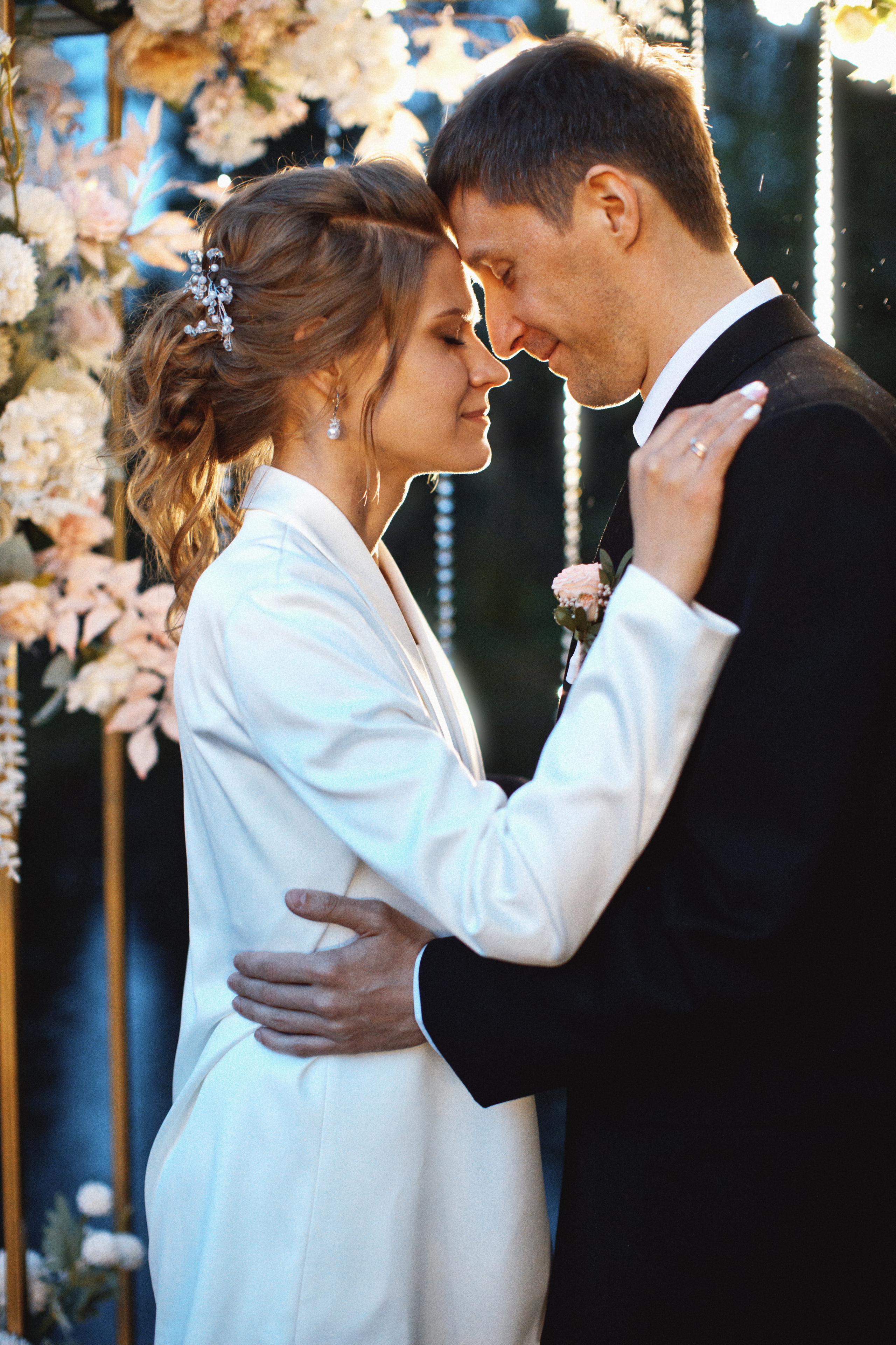 День свадьбы Олега и Аллы. Дом у леса. Свадебный фотограф в Москве Никифоров-Гордеев Константин