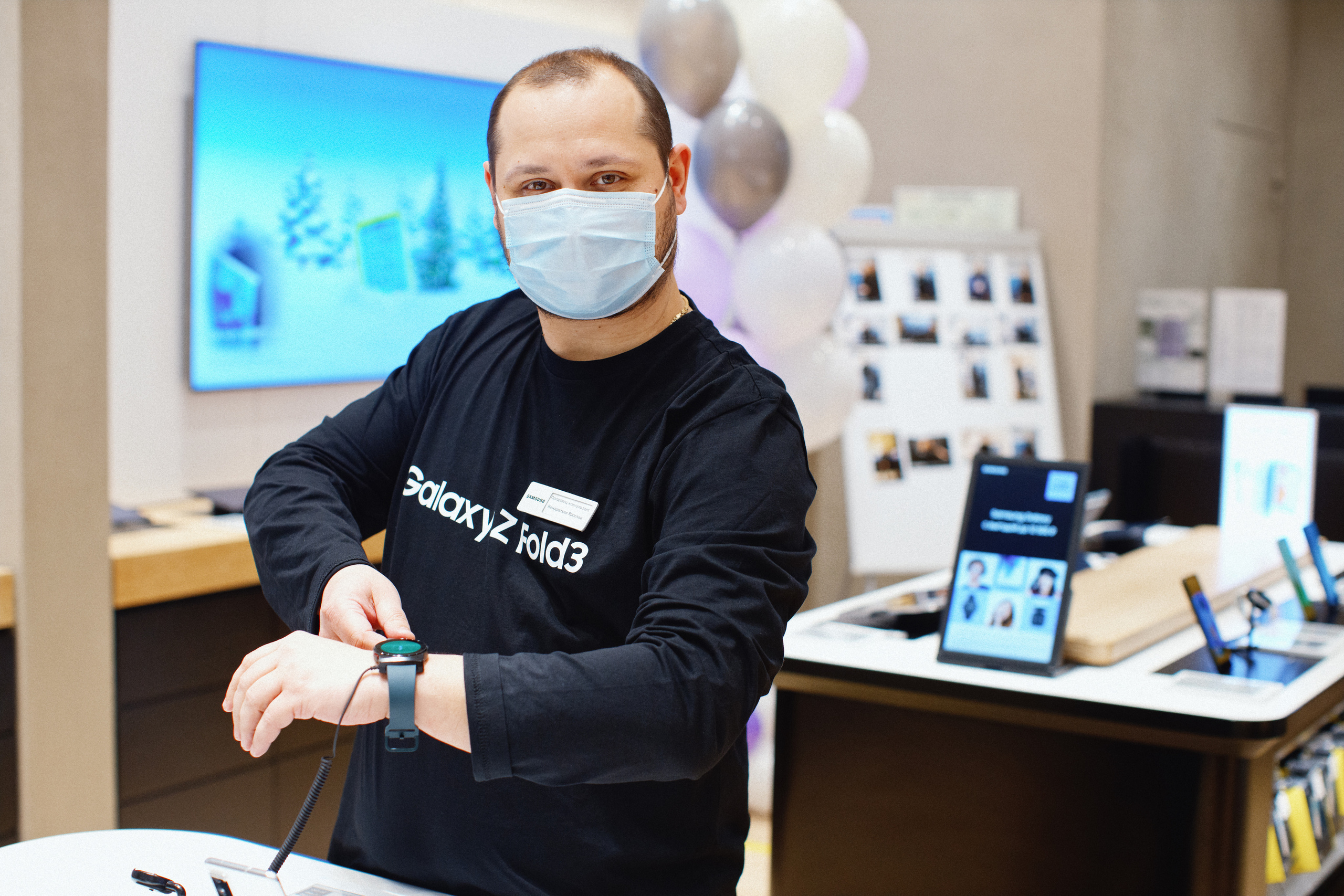 Galaxy S21 FE / ТРЦ Хорошо. Свадебный фотограф в Москве Никифоров-Гордеев Константин