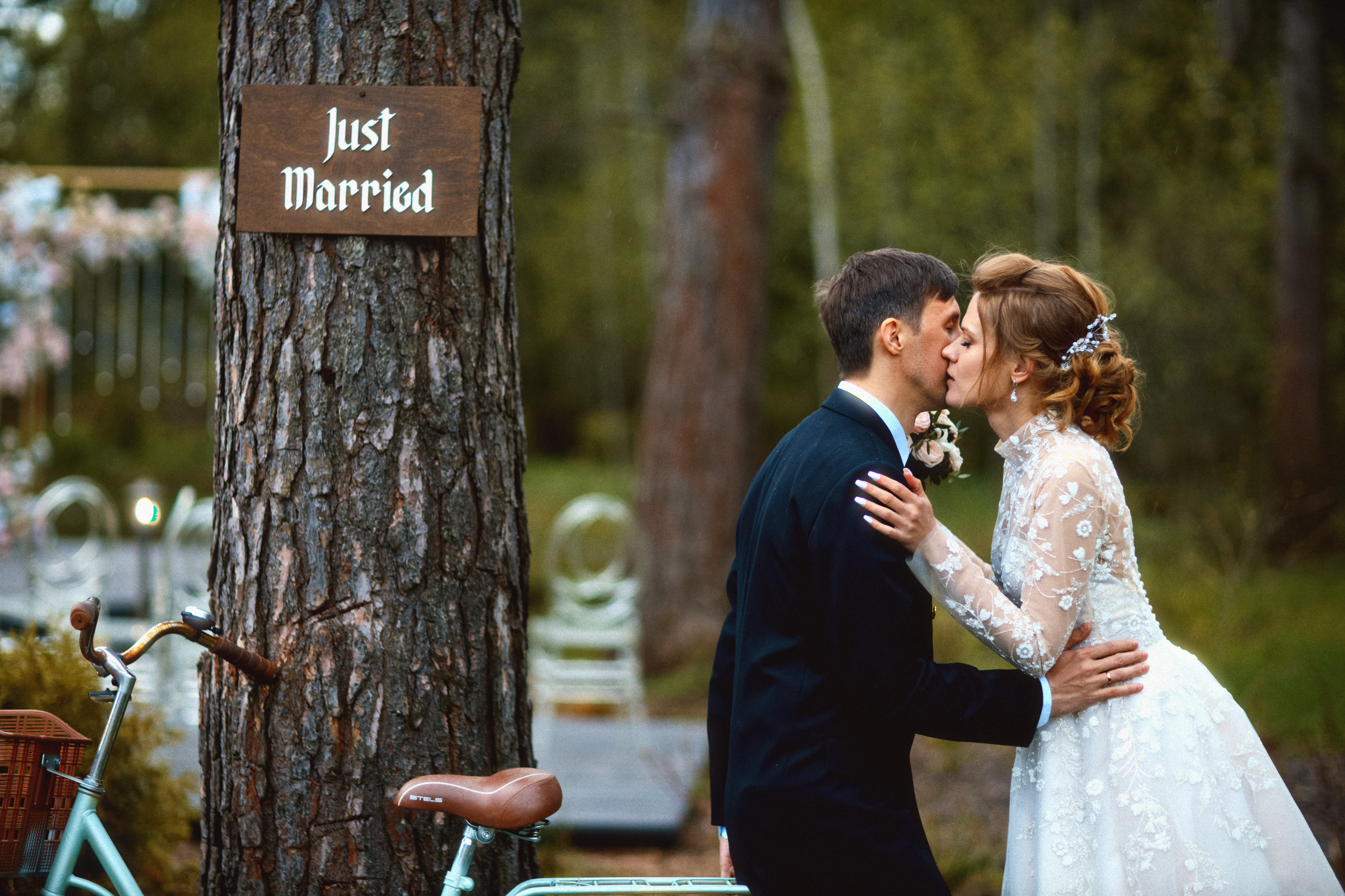 День свадьбы Олега и Аллы. Дом у леса. Свадебный фотограф в Москве Никифоров-Гордеев Константин