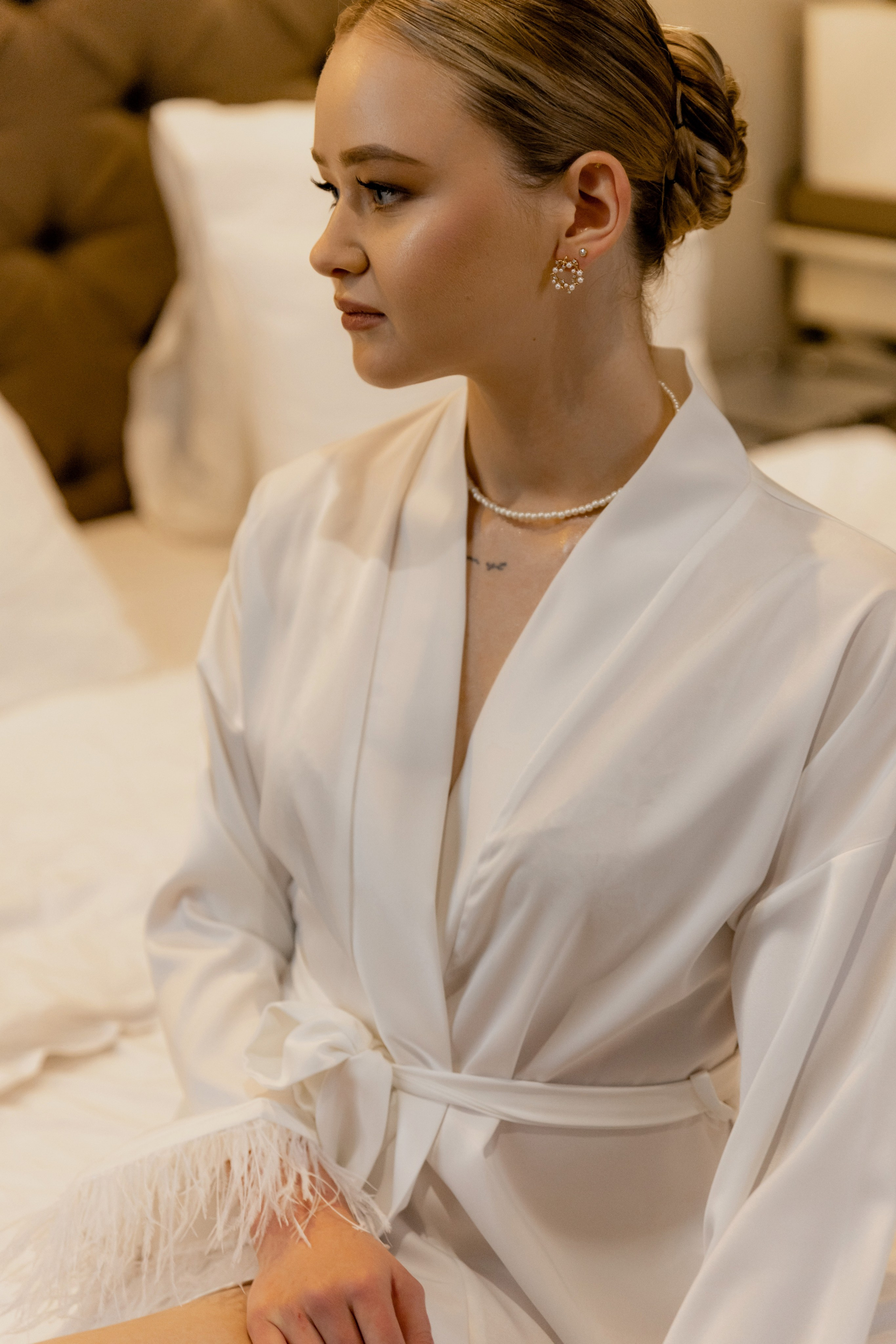 Свадебная фотосессия в отеле Чайковский г. Калининград. Свадебный фотограф Калининград