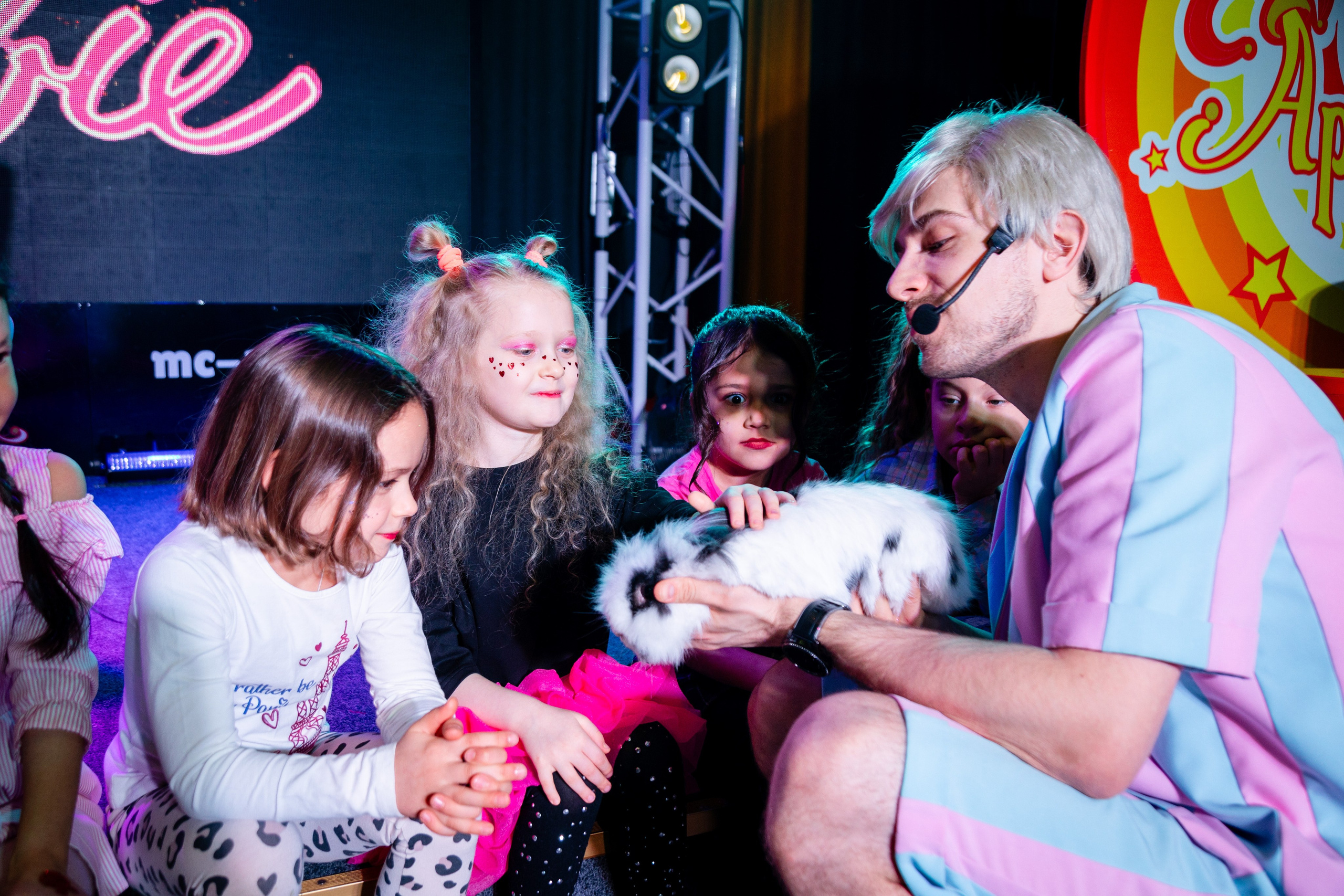 Алисе 7 лет. Детский фотограф видеограф в Хабаровске Михаил Орлов