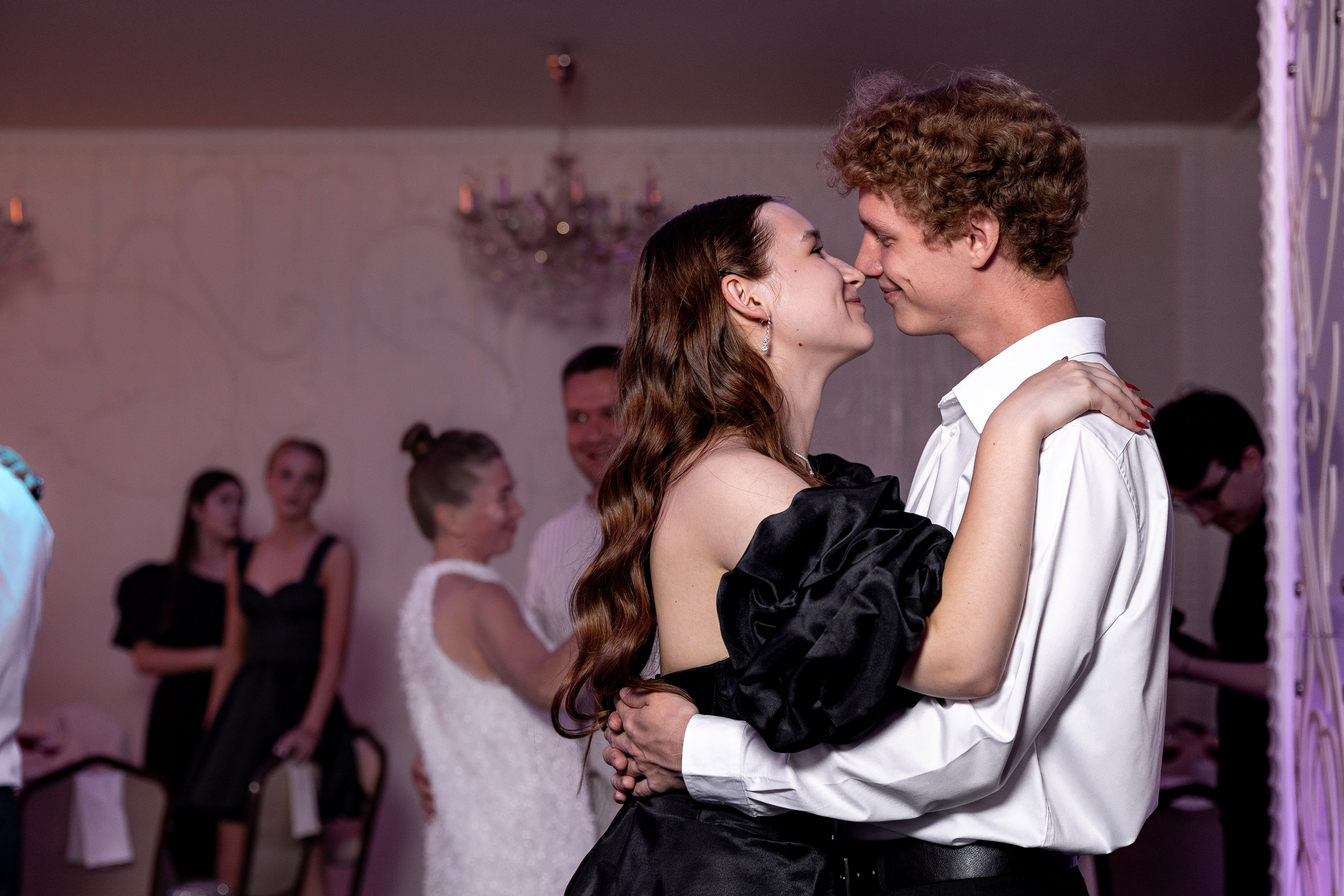 Фотосъемка Дней рождений, выпускных, юбилеев, праздников, корпоративов. Свадебный и семейный фотограф в Ярославле Александр Лобков