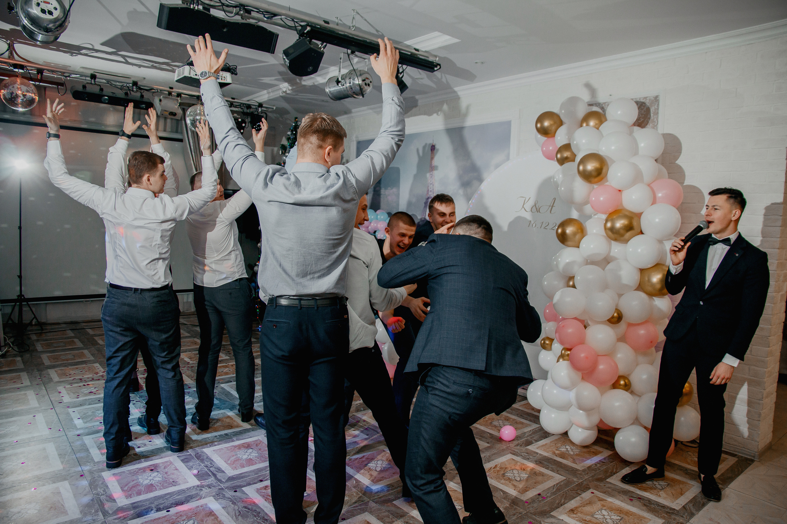 Банкет Анны и Кирилла. Свадебный и индивидуальный фотограф в Суворове Клюева Мария