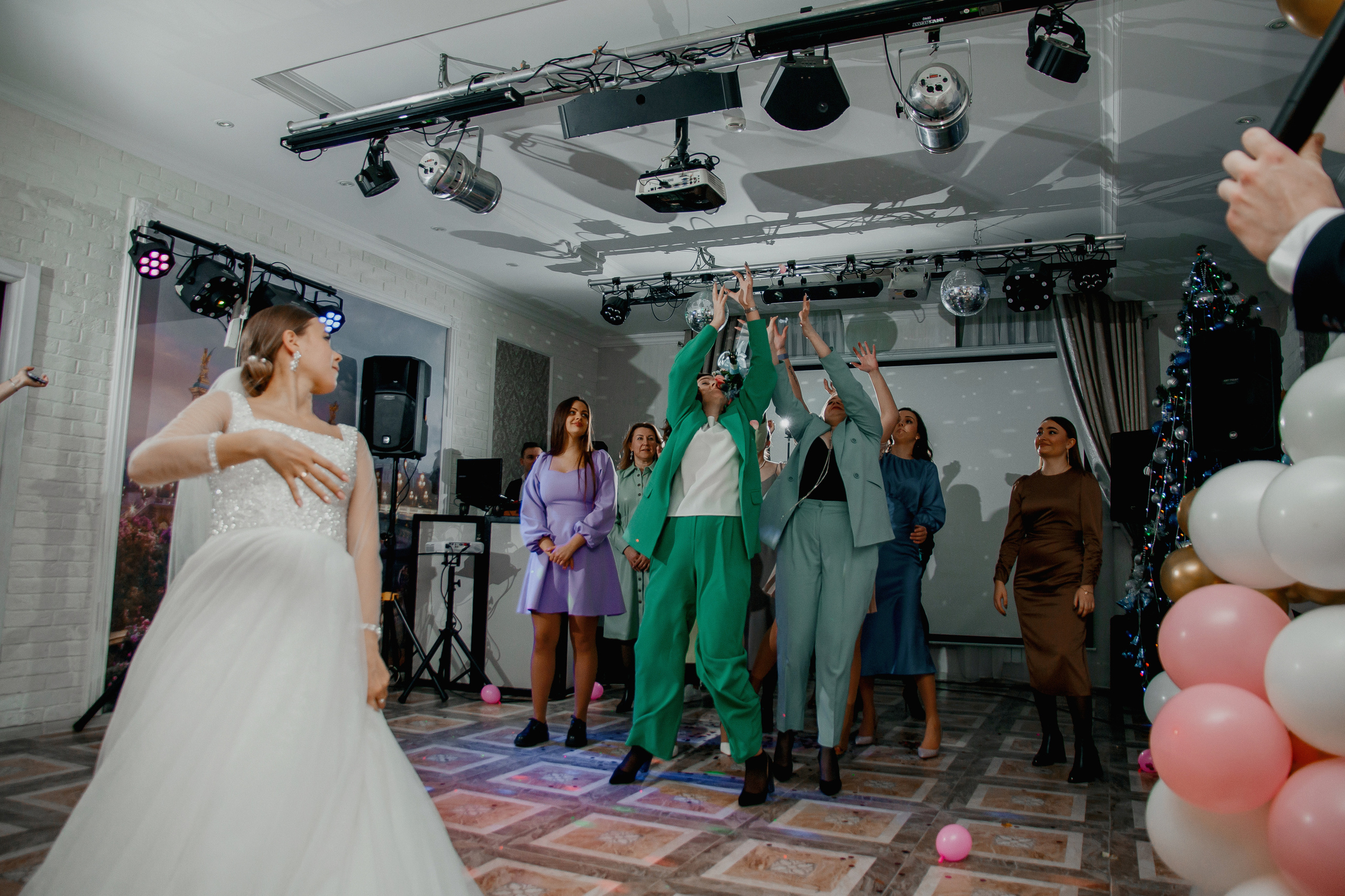 Банкет Анны и Кирилла. Свадебный и индивидуальный фотограф в Суворове Клюева Мария