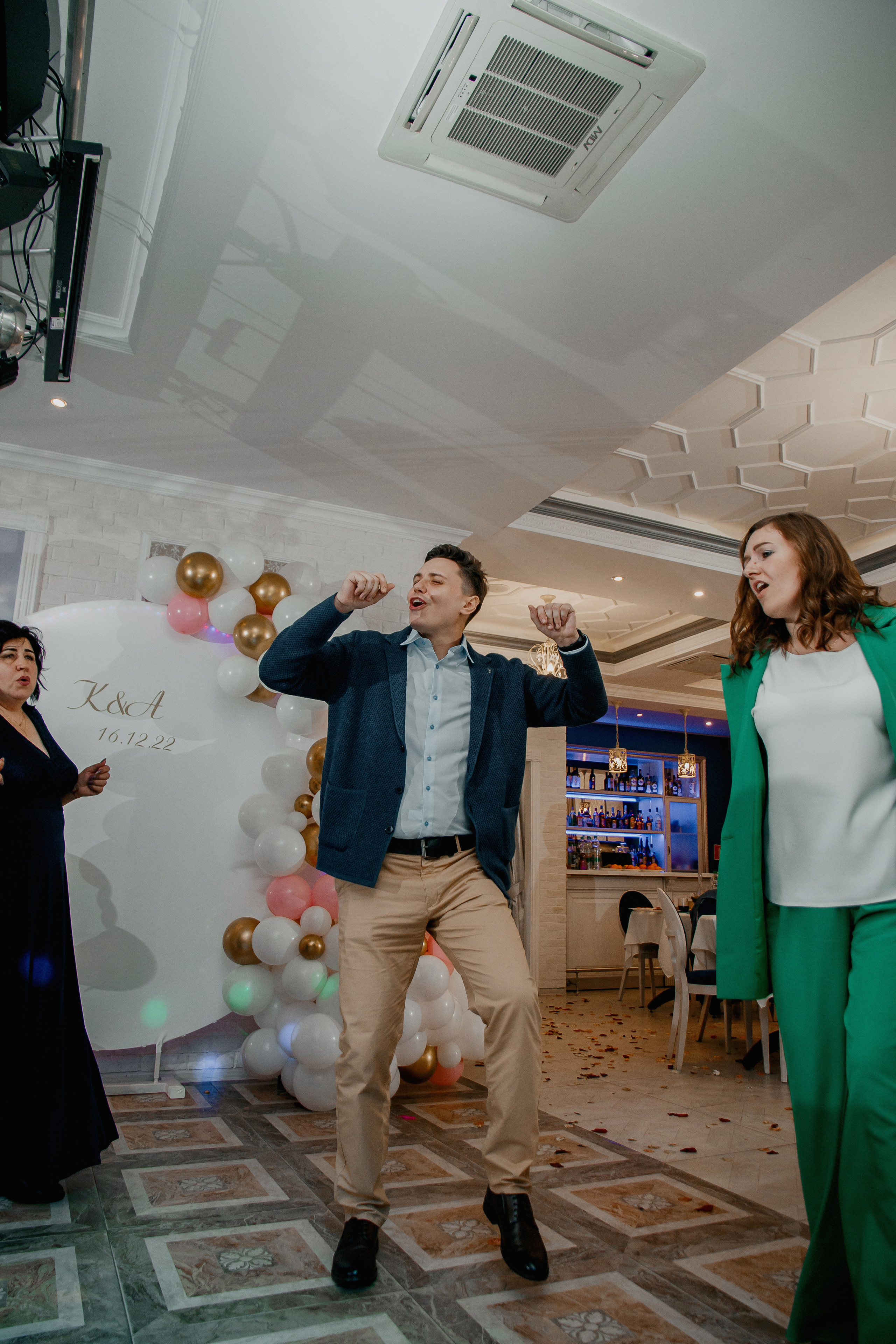 Банкет Анны и Кирилла. Свадебный и индивидуальный фотограф в Суворове Клюева Мария