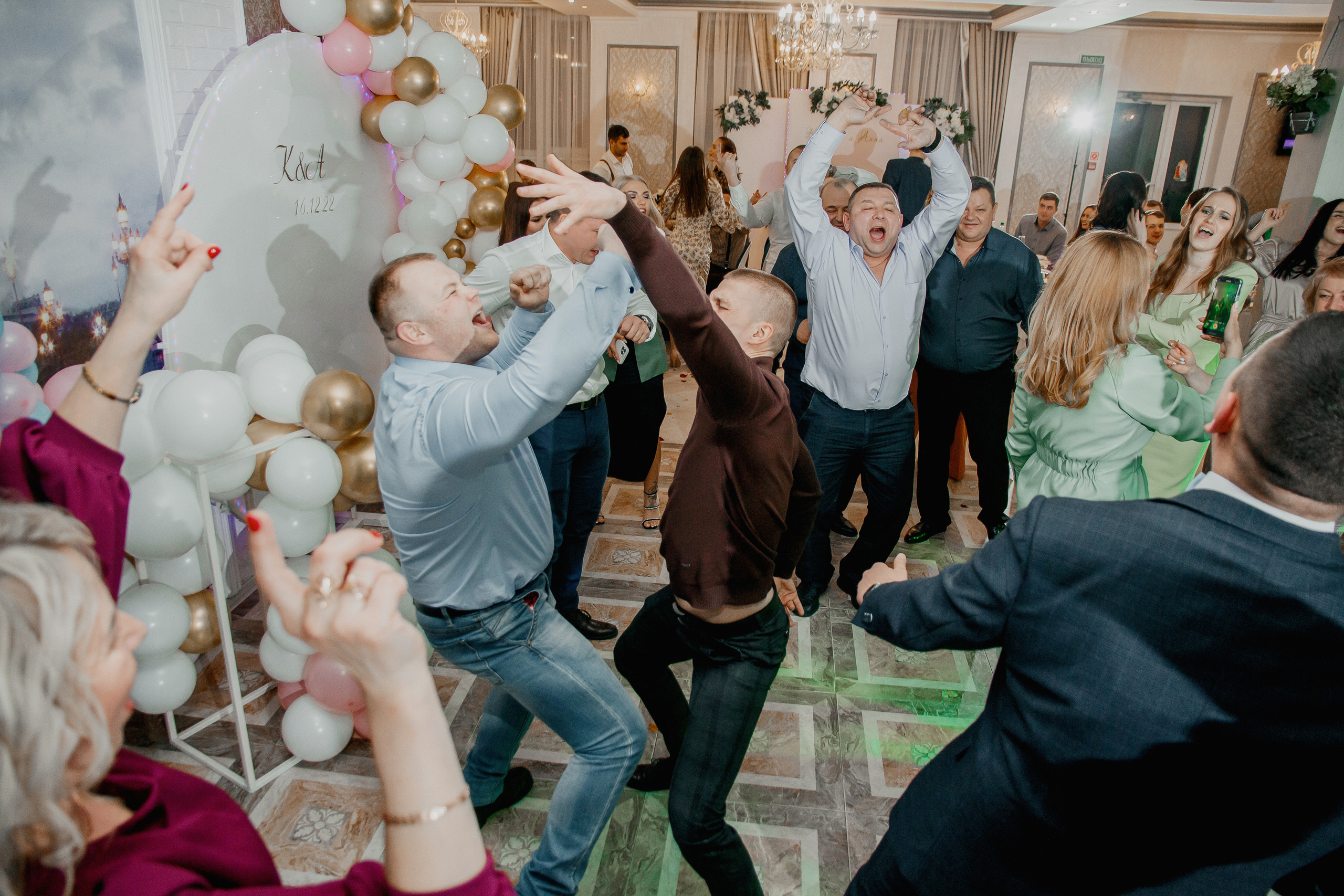 Банкет Анны и Кирилла. Свадебный и индивидуальный фотограф в Суворове Клюева Мария