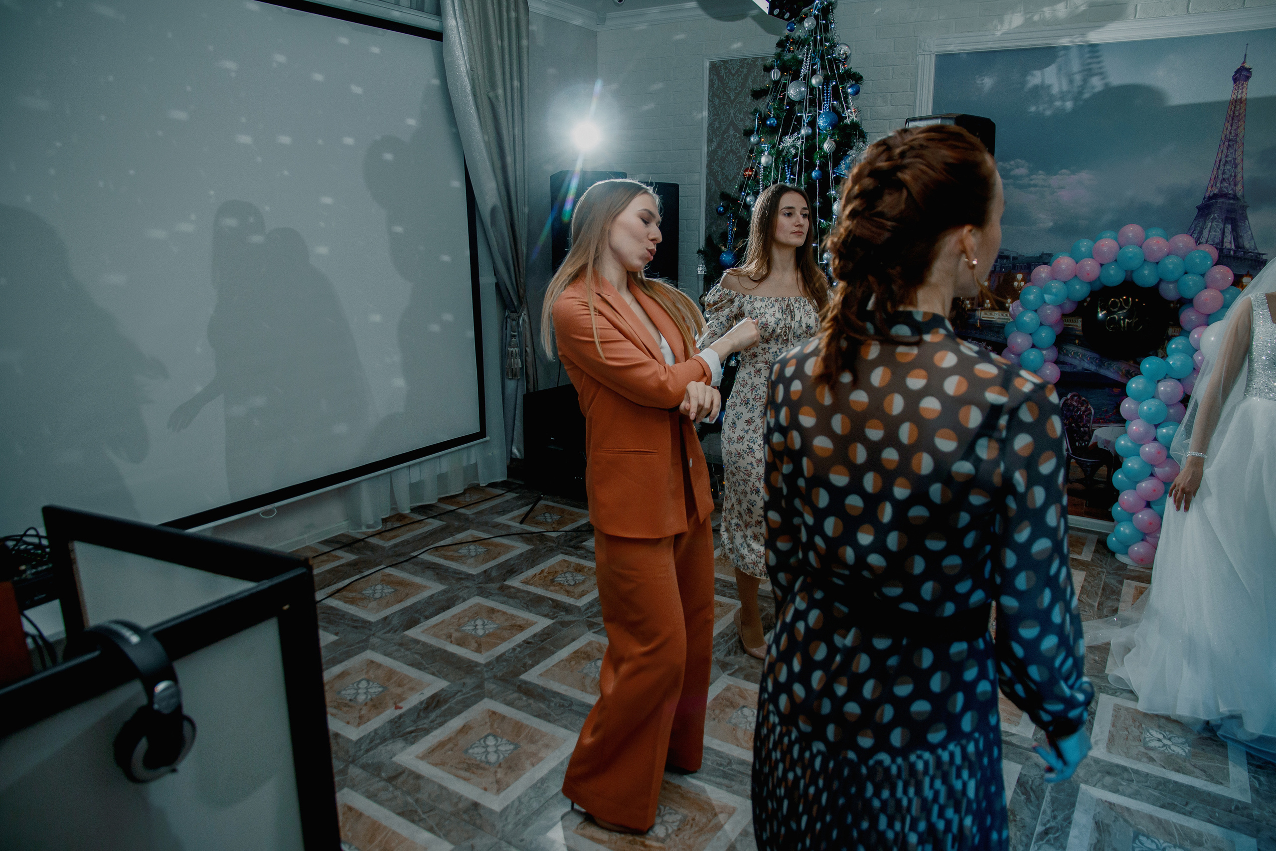 Банкет Анны и Кирилла. Свадебный и индивидуальный фотограф в Суворове Клюева Мария