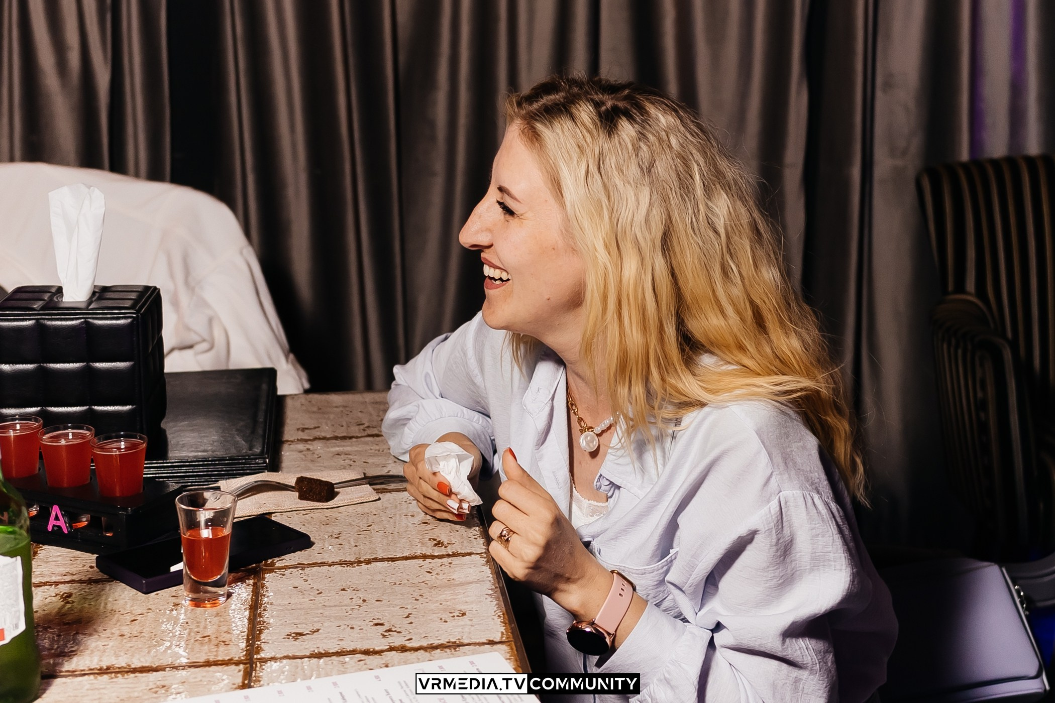 Выходные в караоке-бар «Volna»