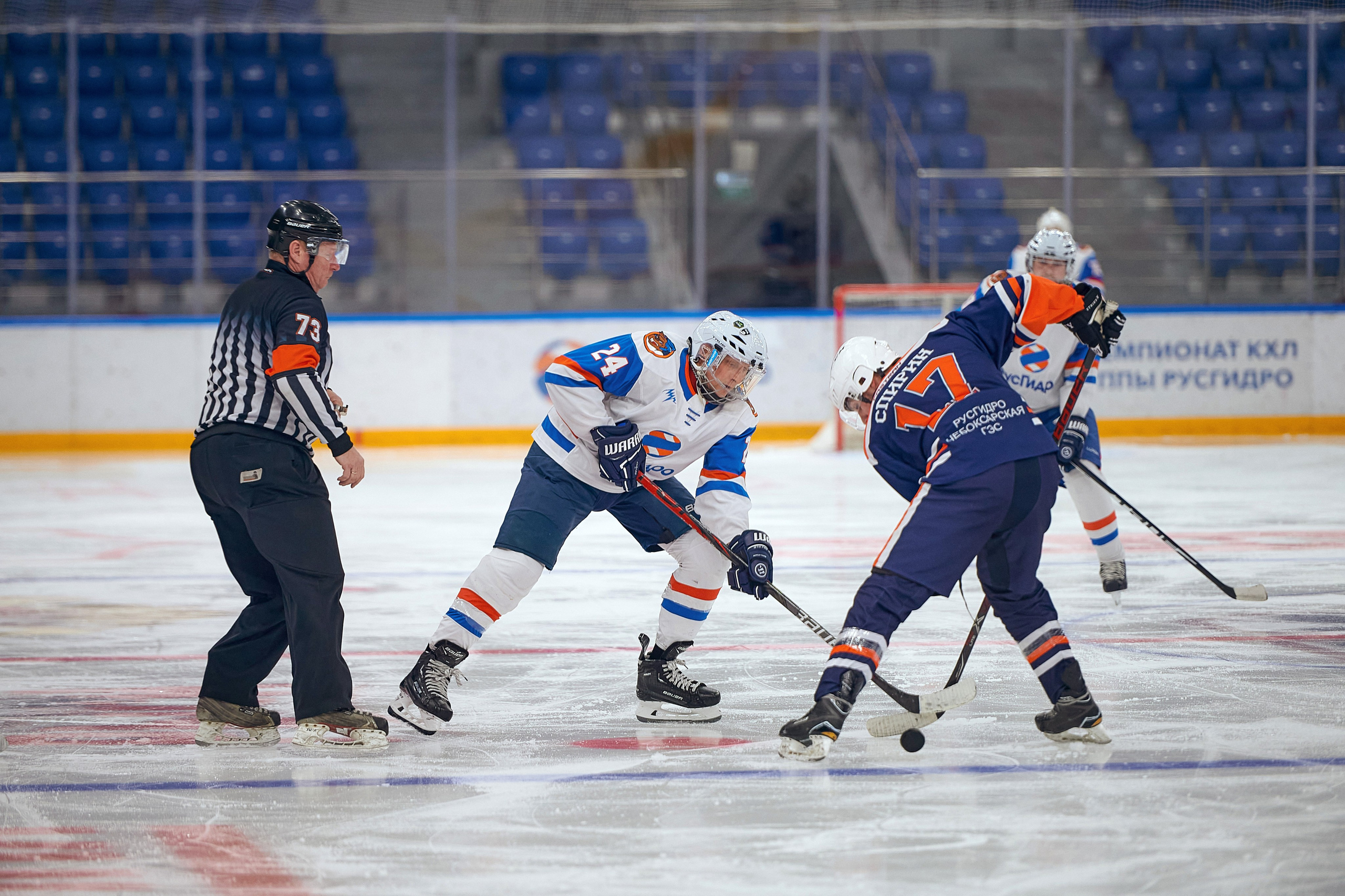 Портфолио репортажной фотосъёмки: Кристалл арена — Хоккей — РусГидро. Фотограф Яковлев Роман — Красноярск