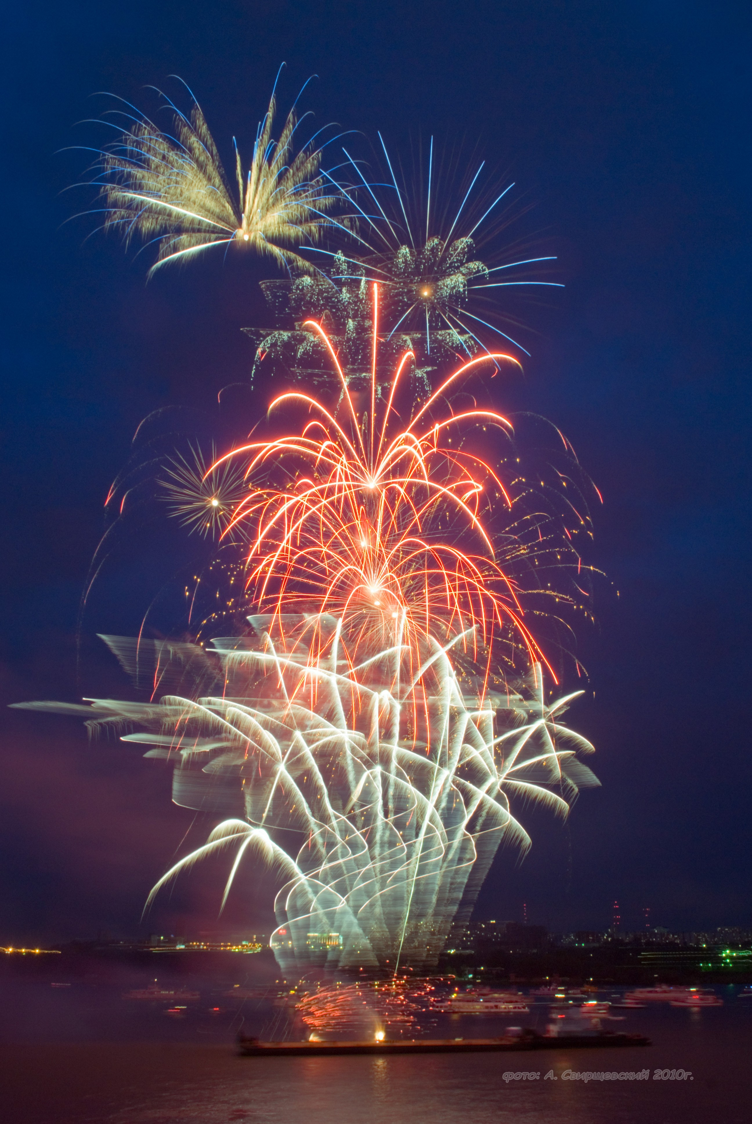 Город. Пейзаж. Природа. Салют. Репортажный и детский фотограф в Новосибирске