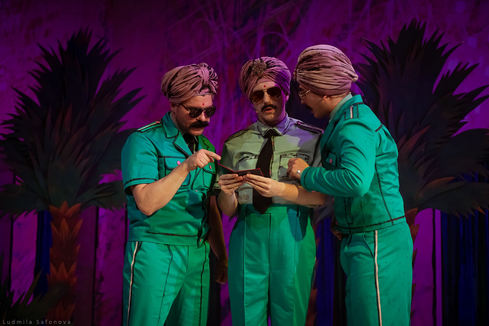 МХТ им. Чехова. Морж, учитель и поэт. Lucytheatre